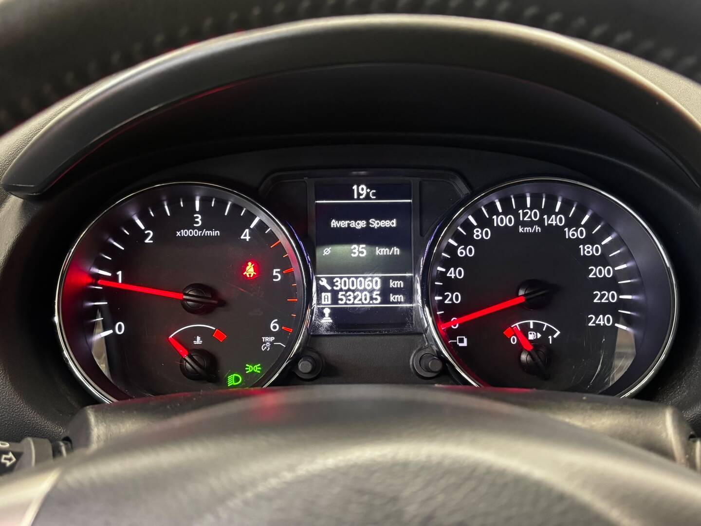 NISSAN Qashqai 2013