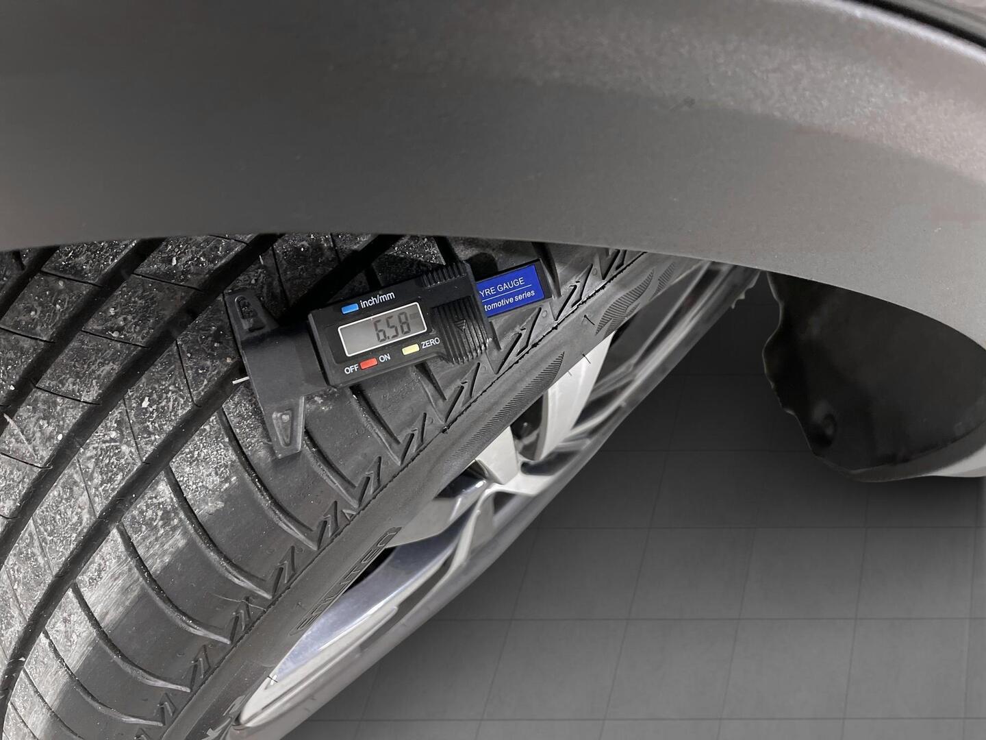 PEUGEOT 5008 2019