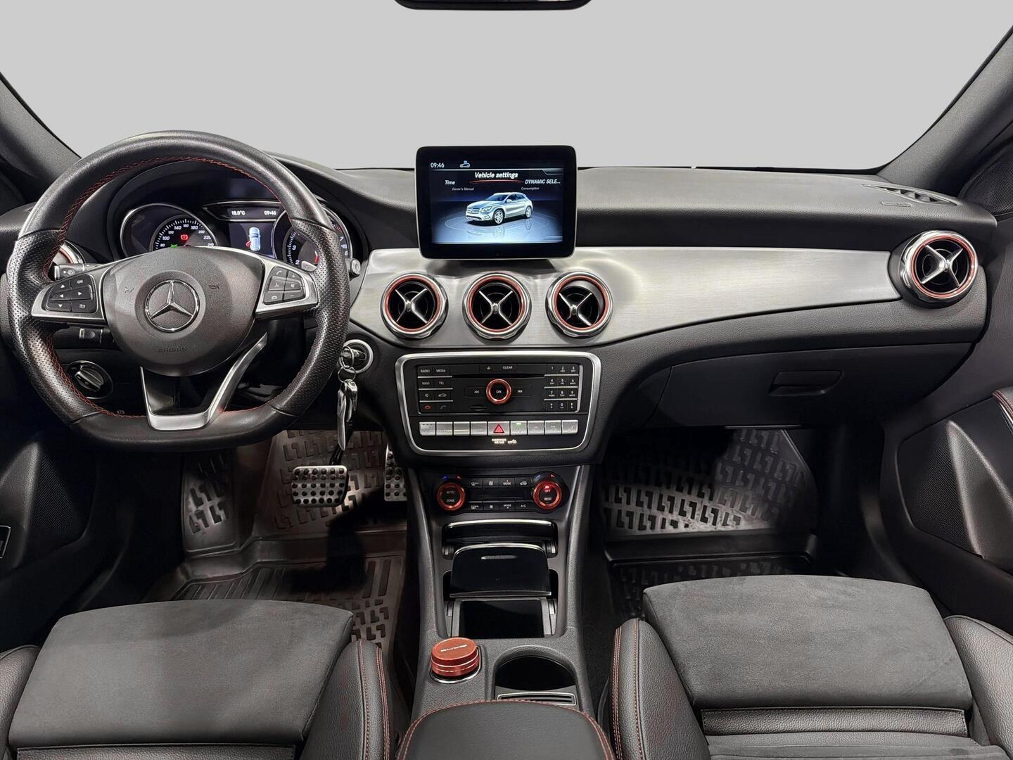 MERCEDES-BENZ GLA 2020