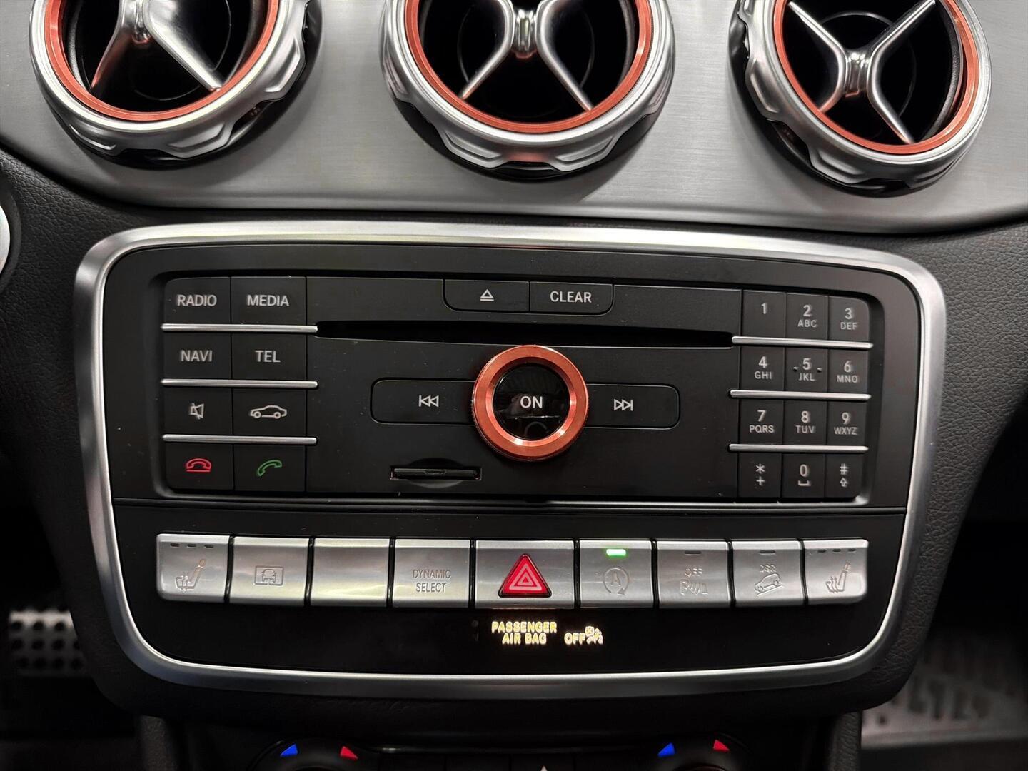 MERCEDES-BENZ GLA 2020