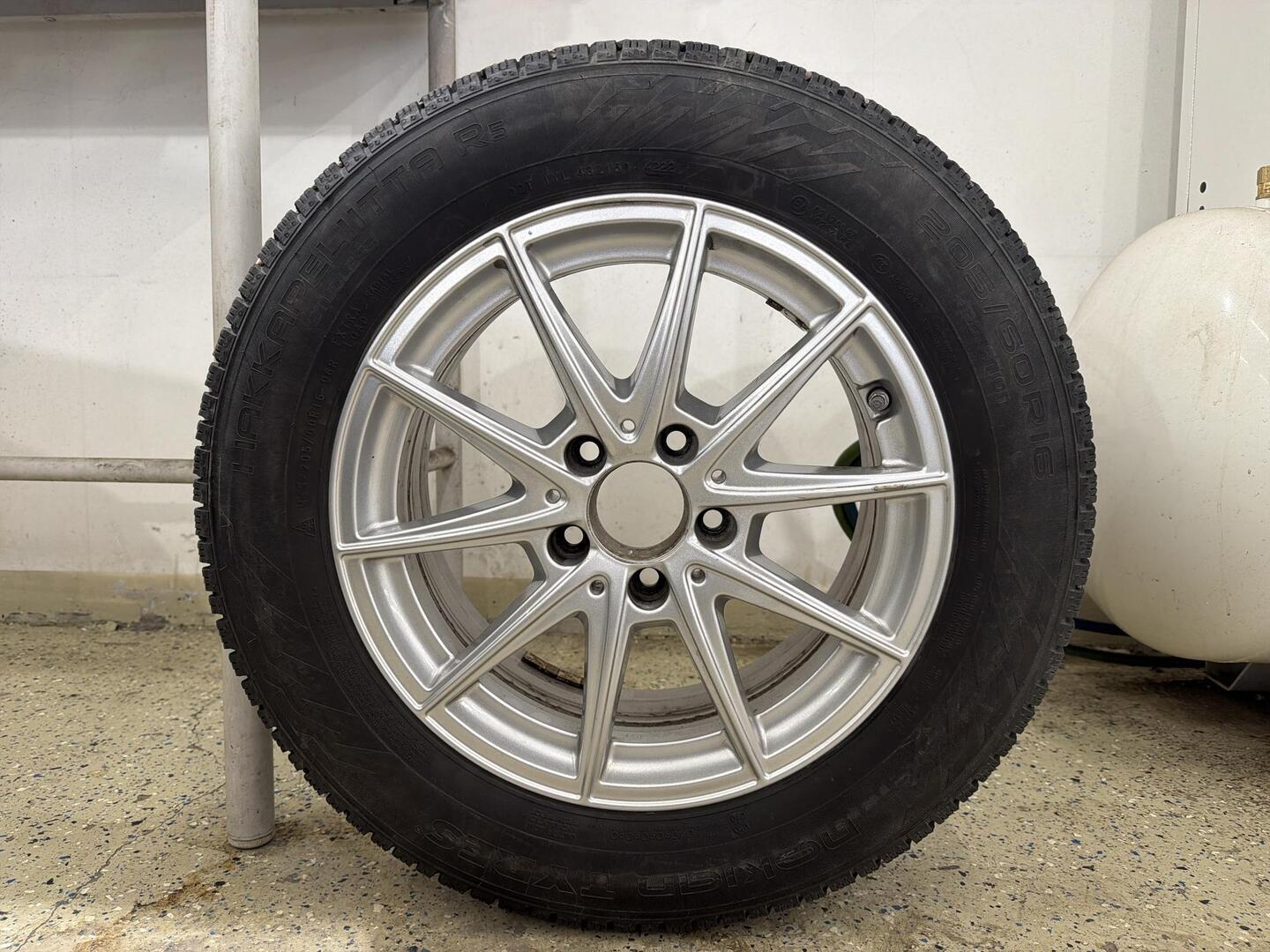 MERCEDES-BENZ A 2019