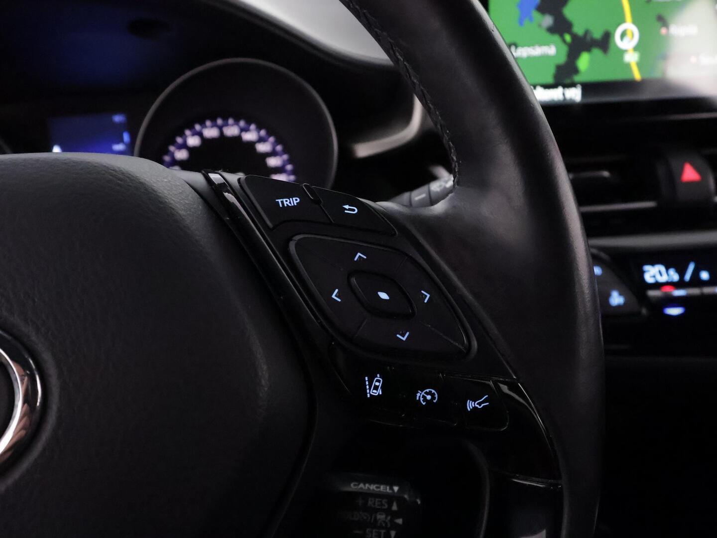 TOYOTA C-HR 2019