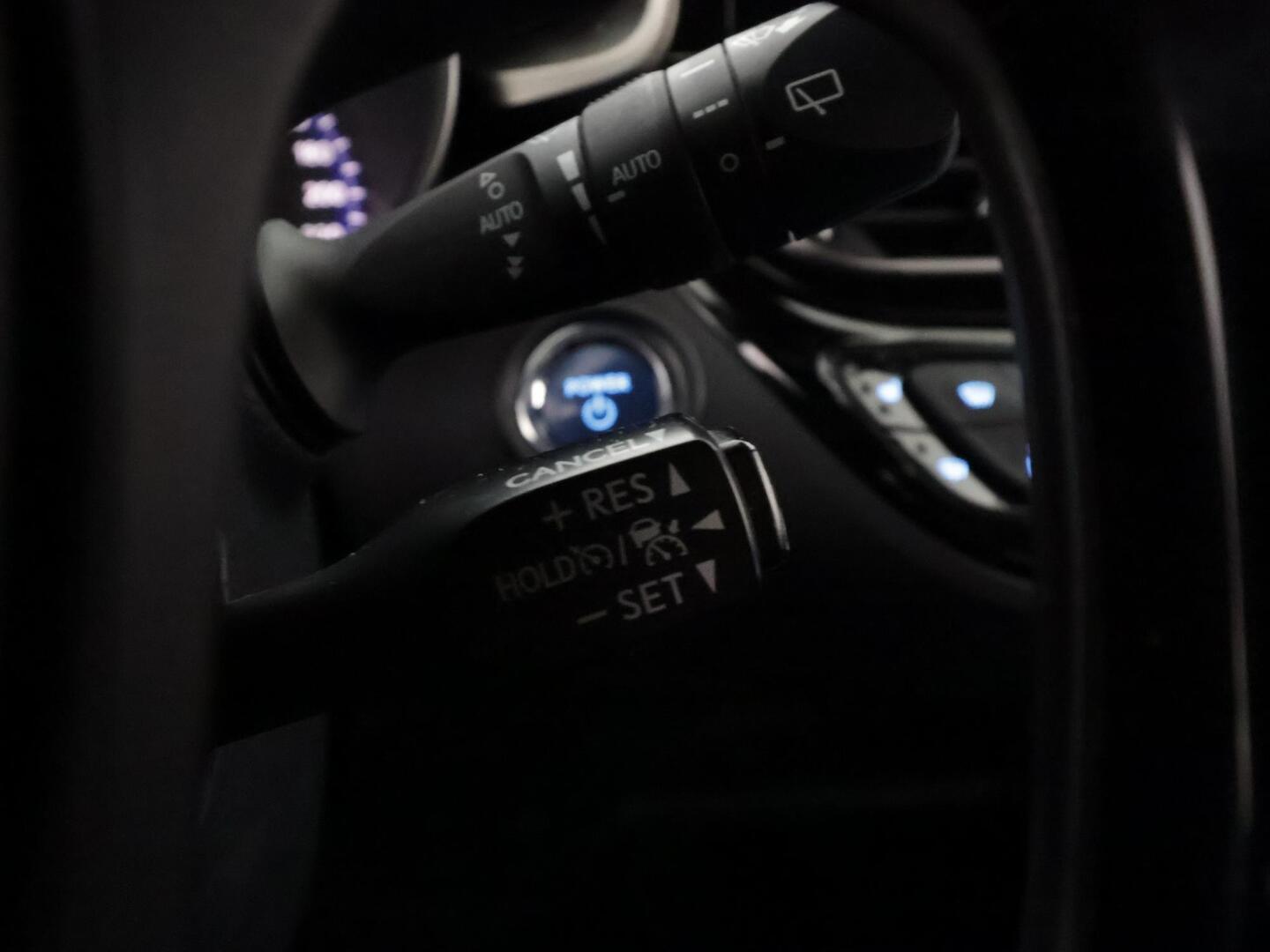 TOYOTA C-HR 2019