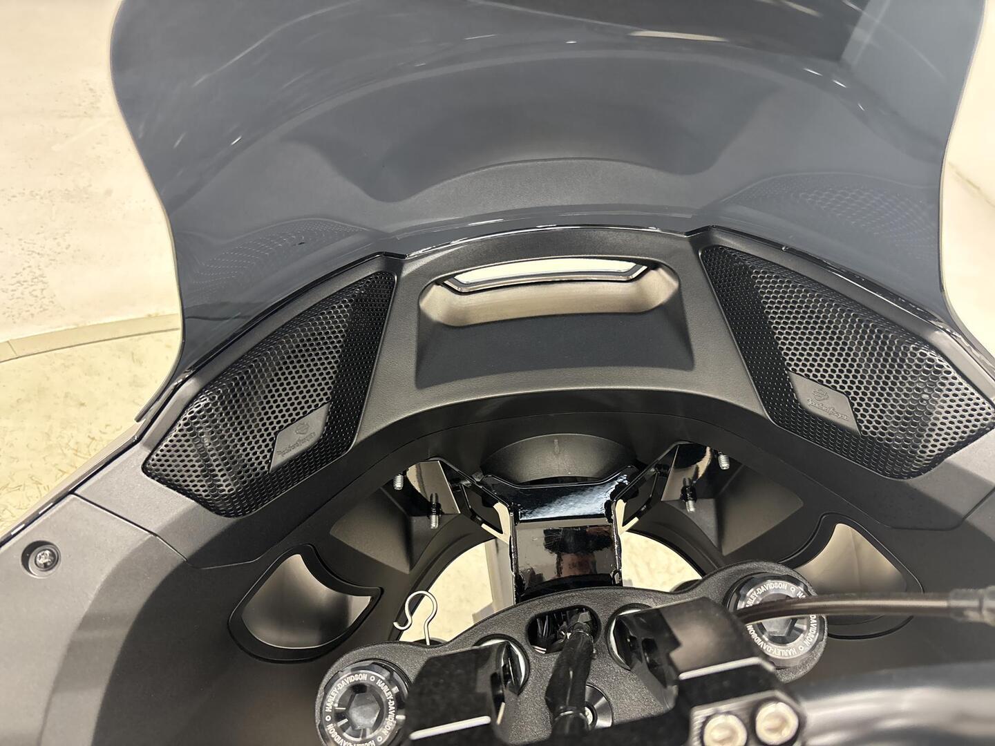 HARLEY-DAVIDSON SOFTAIL 2023