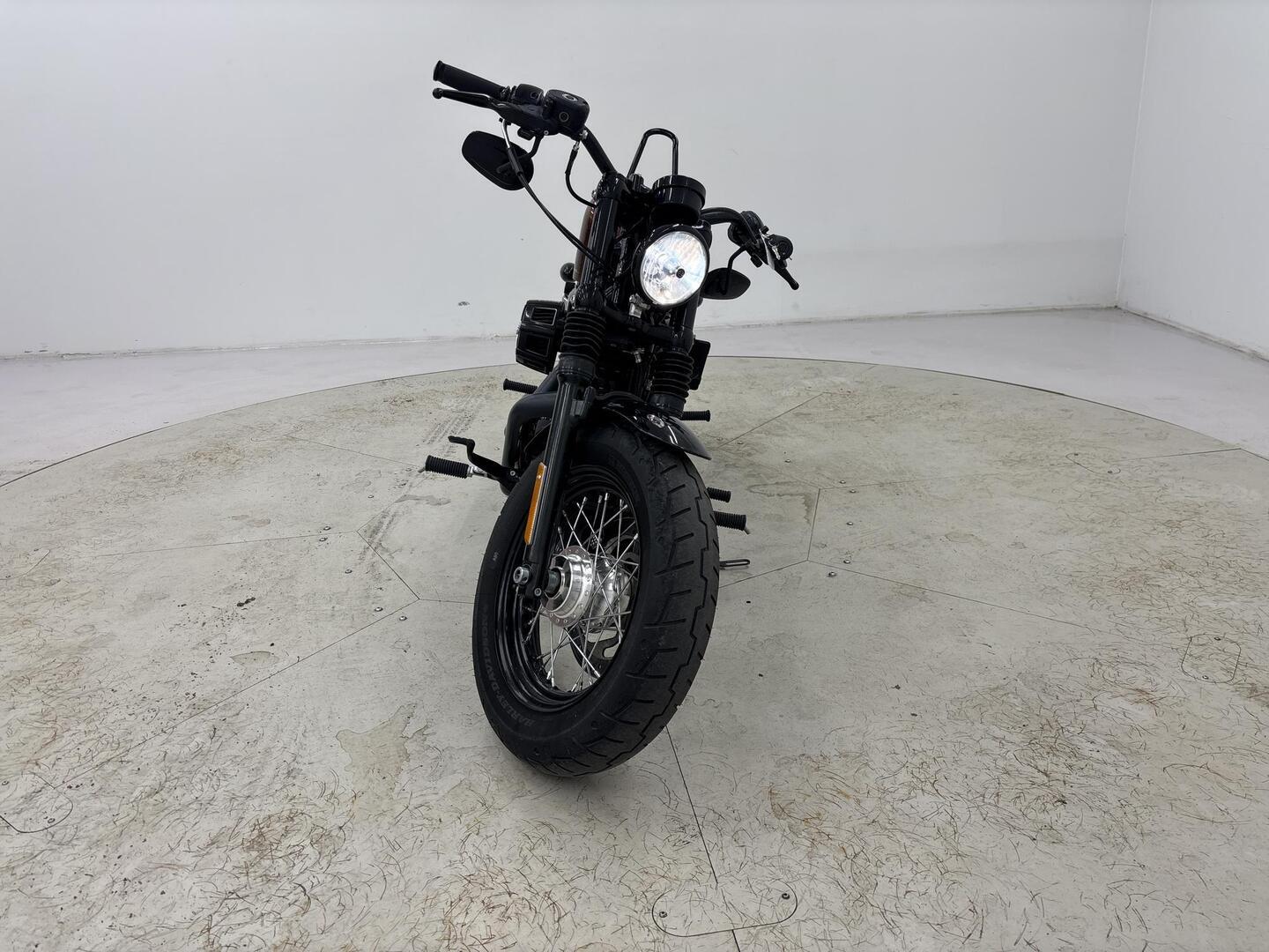 HARLEY-DAVIDSON SPORTSTER 2015