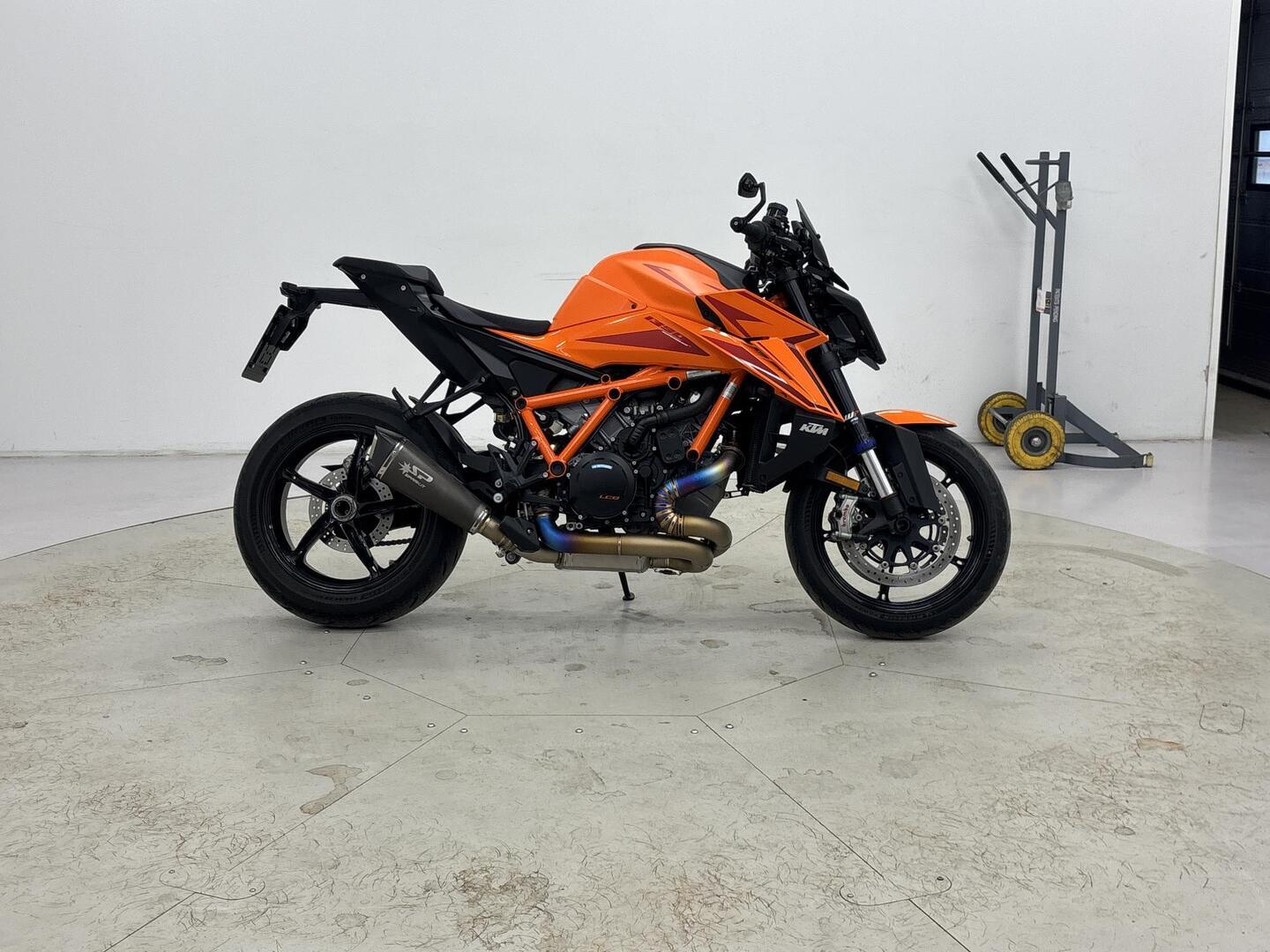 KTM 1390 Super Duke R 2025