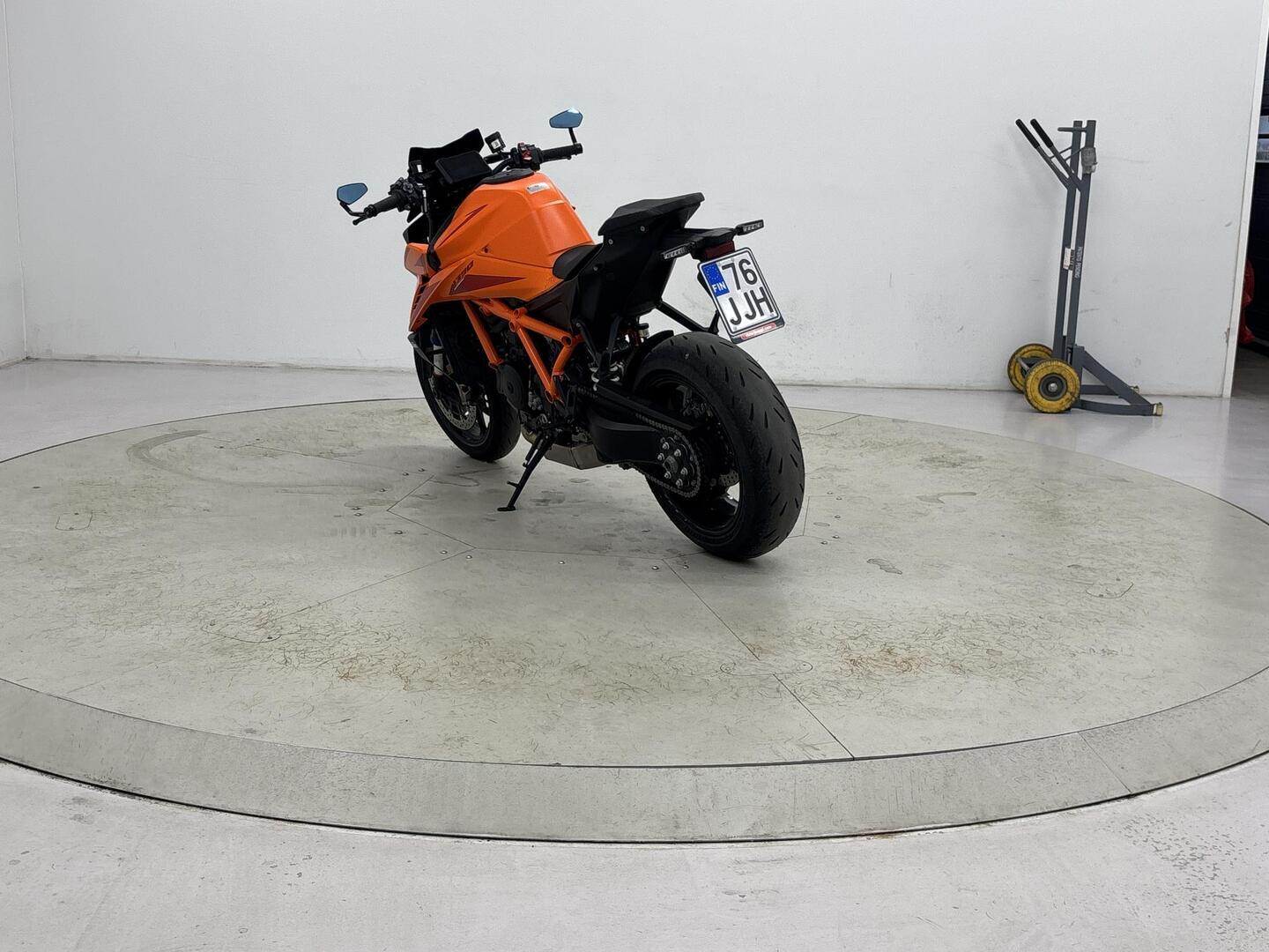 KTM 1390 Super Duke R 2025