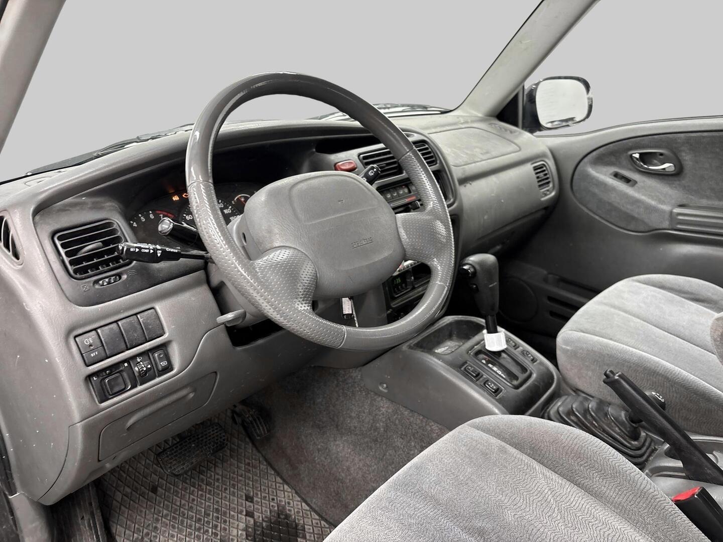 SUZUKI Vitara 2002