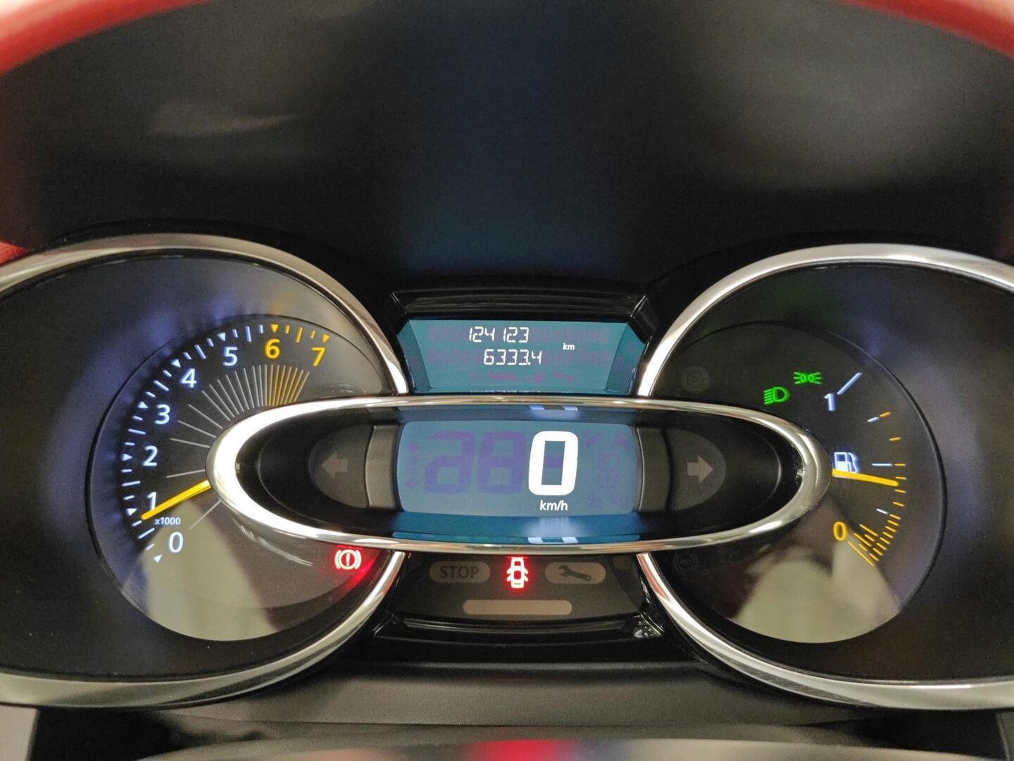RENAULT Clio 2013
