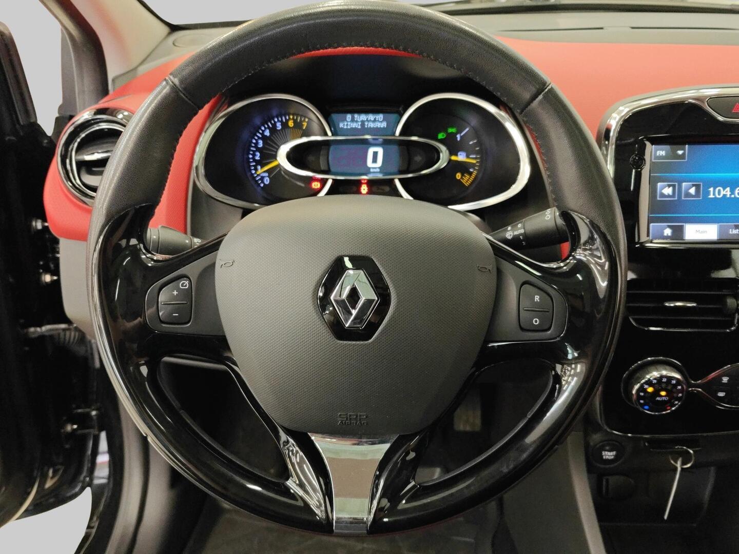 RENAULT Clio 2013