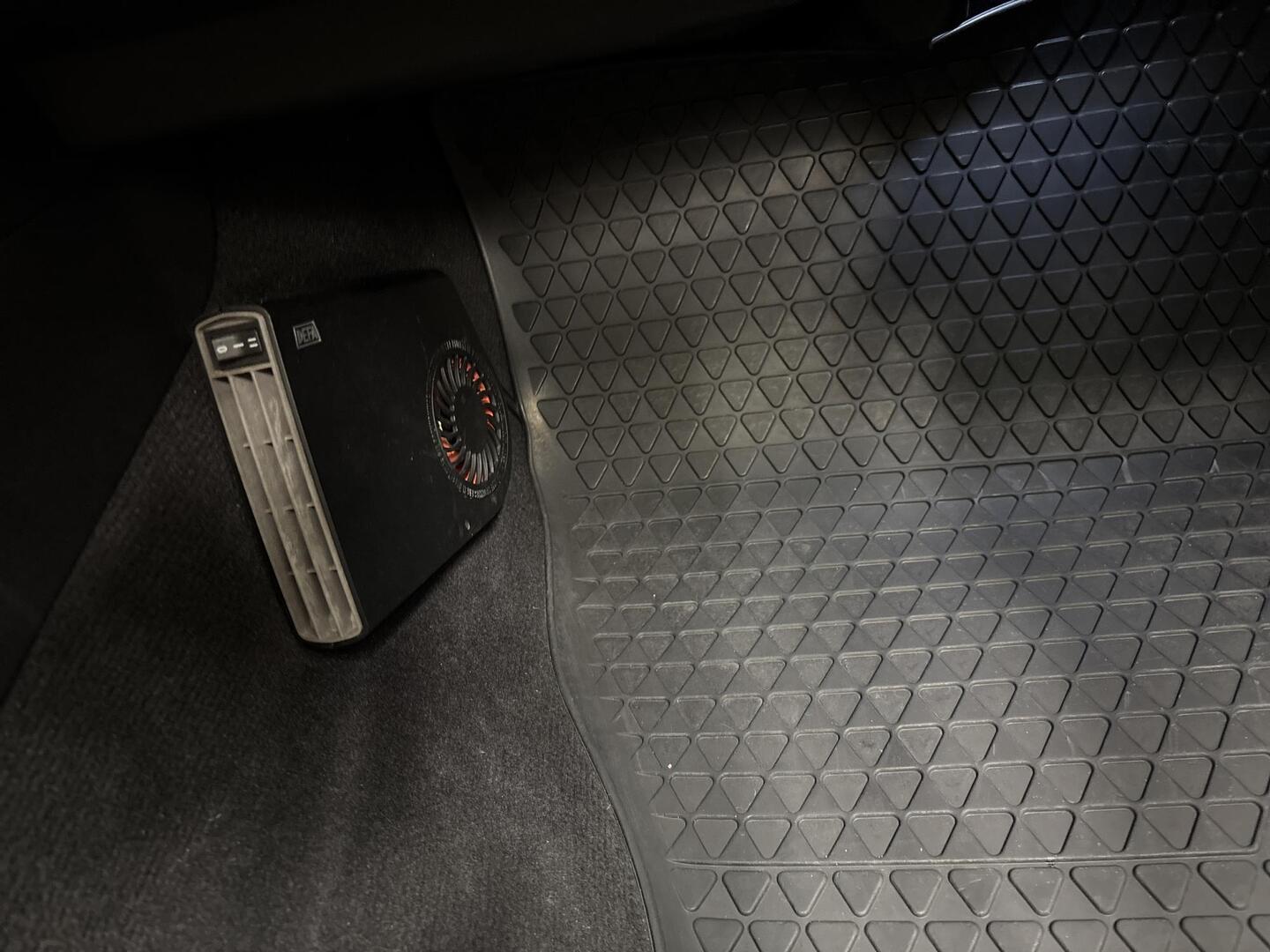 VOLKSWAGEN Touareg 2014