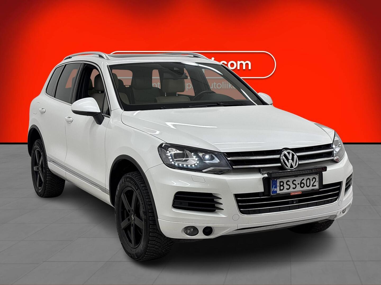 VOLKSWAGEN Touareg 2014