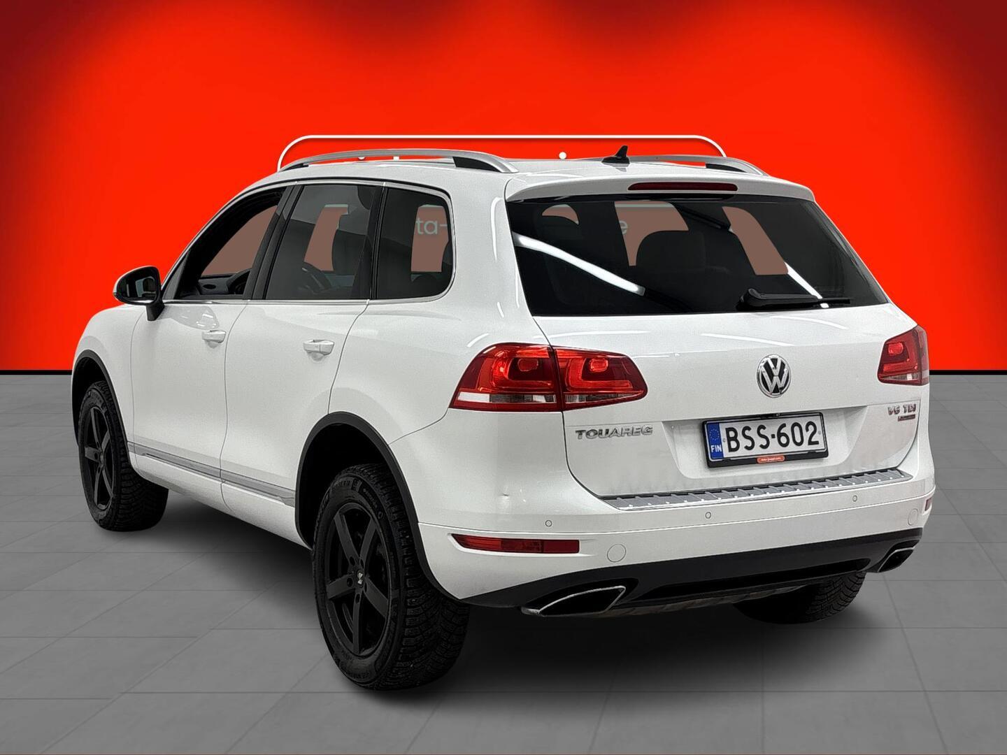VOLKSWAGEN Touareg 2014