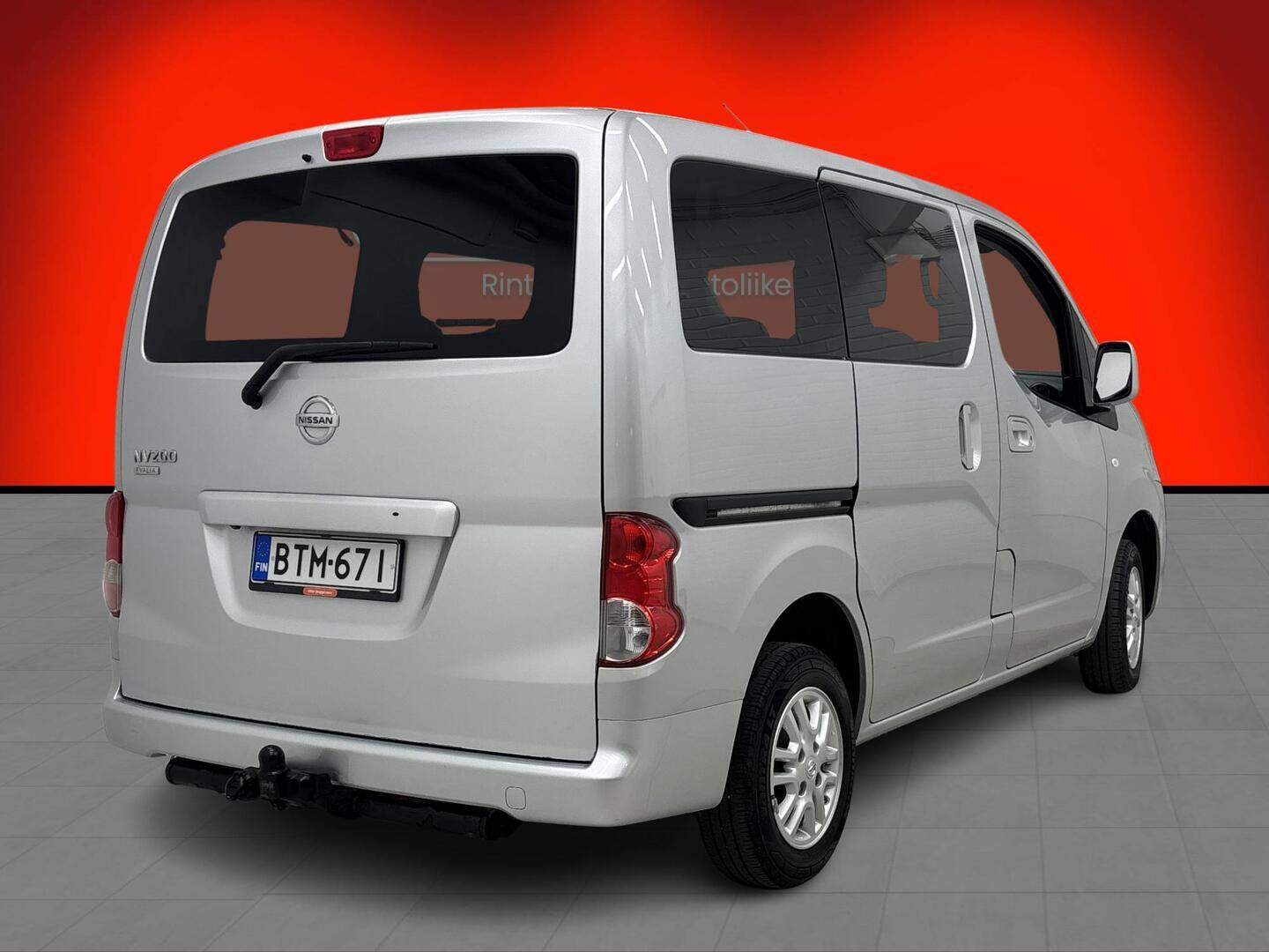 NISSAN NV200 2015