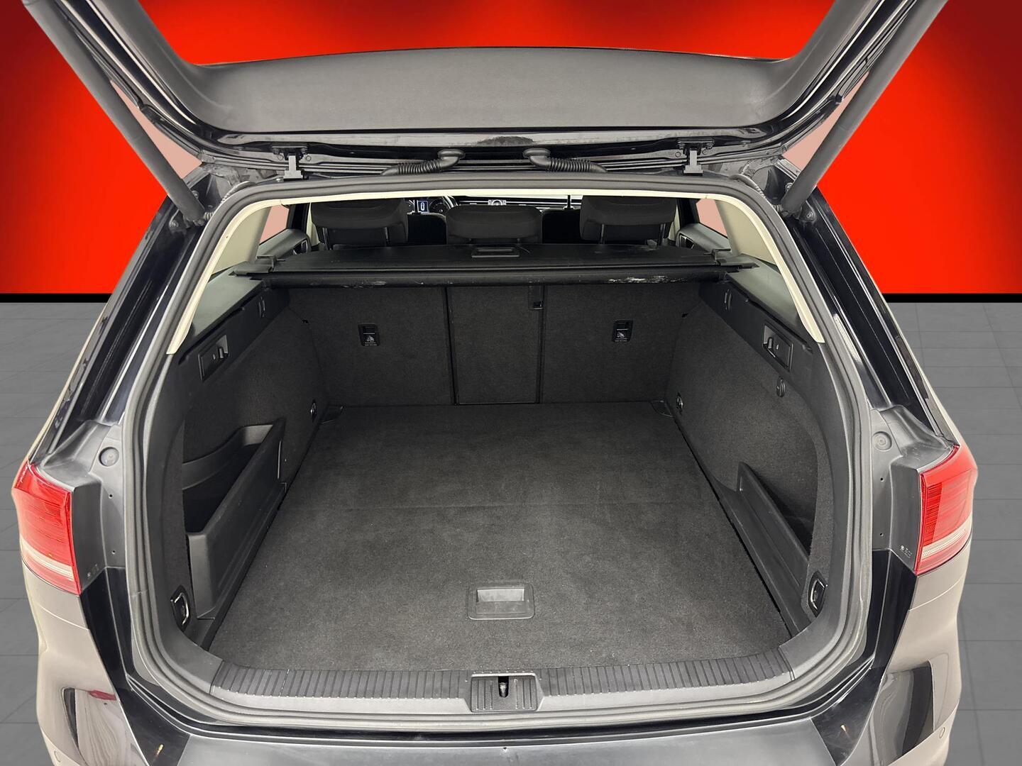 VOLKSWAGEN Passat 2019