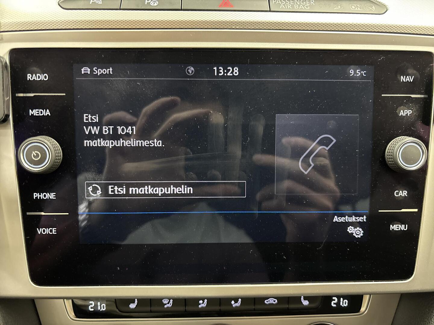 VOLKSWAGEN Passat 2019