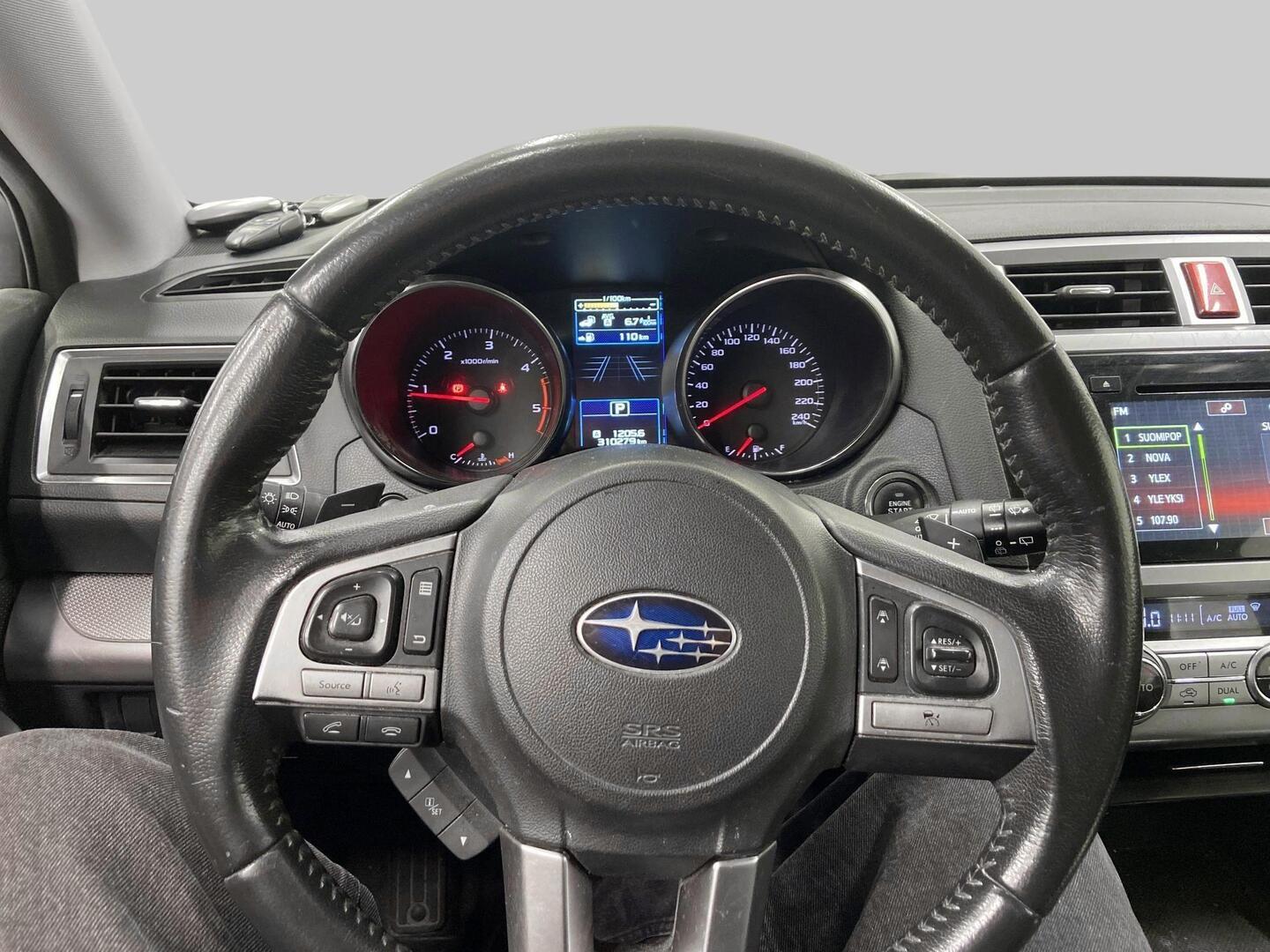 SUBARU Outback 2015