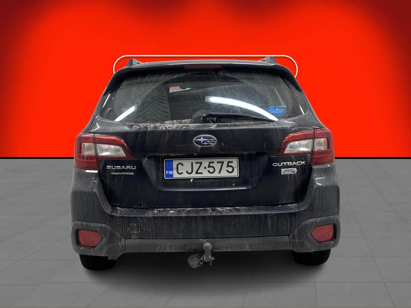 SUBARU Outback 2015