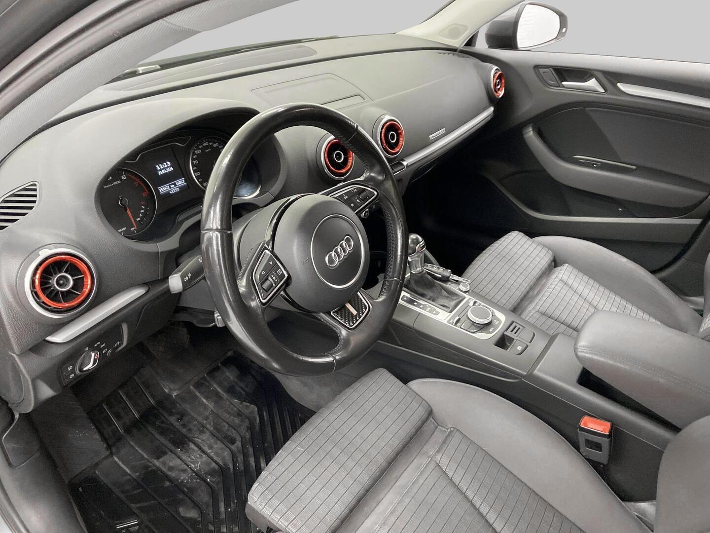 AUDI A3 2016