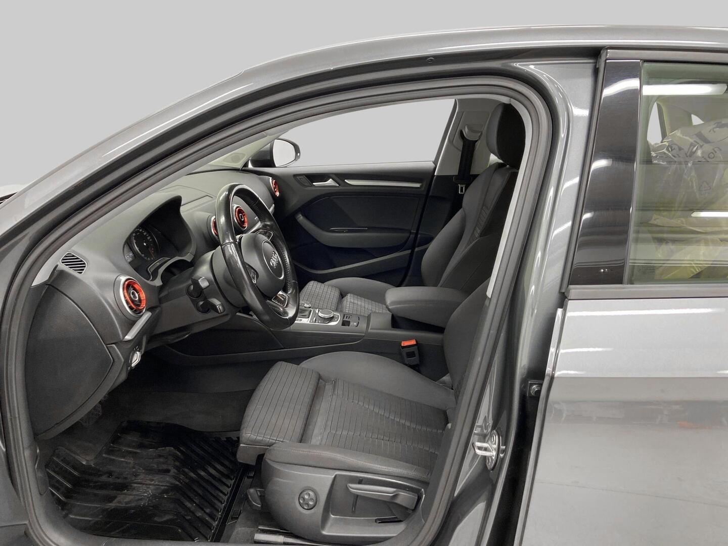 AUDI A3 2016