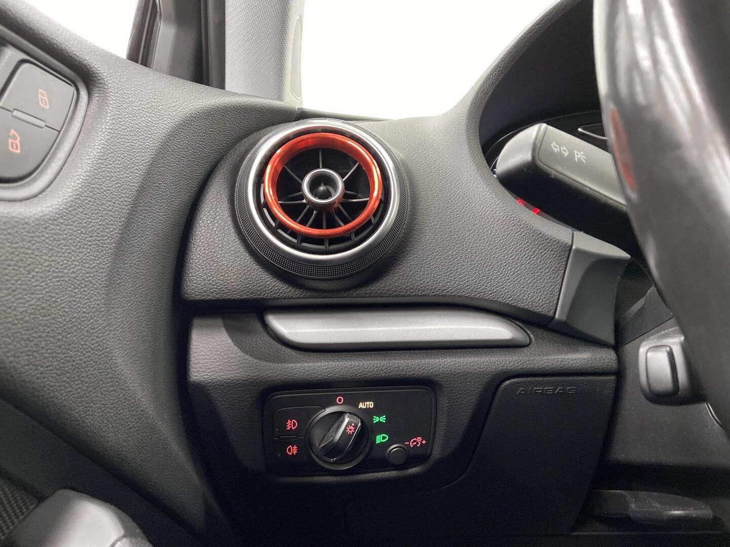 AUDI A3 2016
