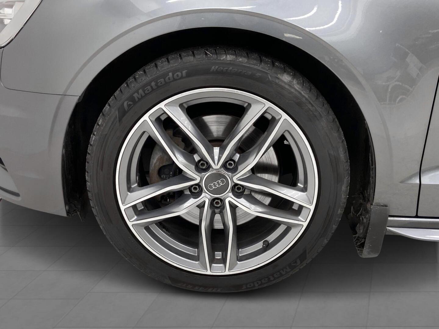 AUDI A3 2016