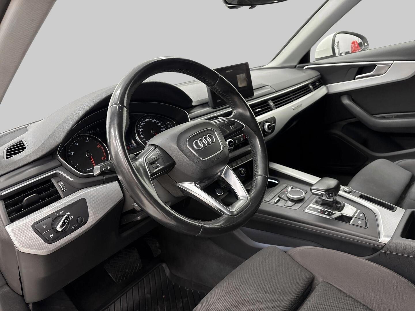 AUDI A4 allroad quattro 2016