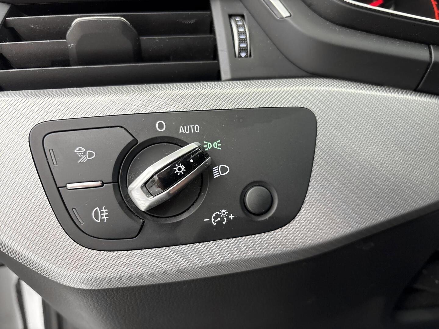 AUDI A4 allroad quattro 2016