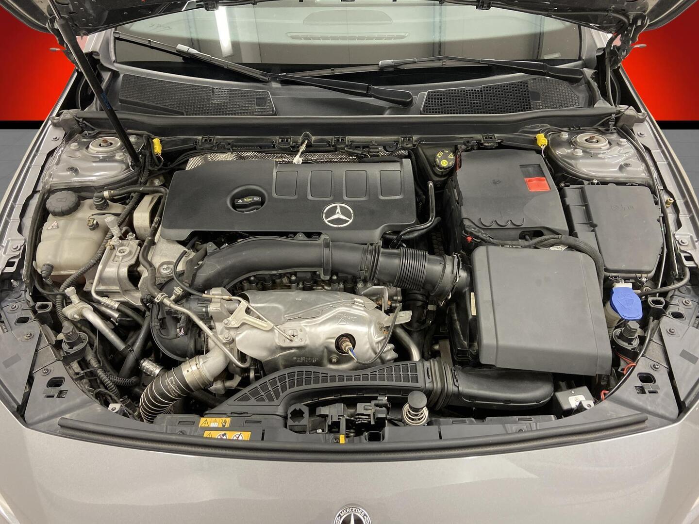 MERCEDES-BENZ A 2020