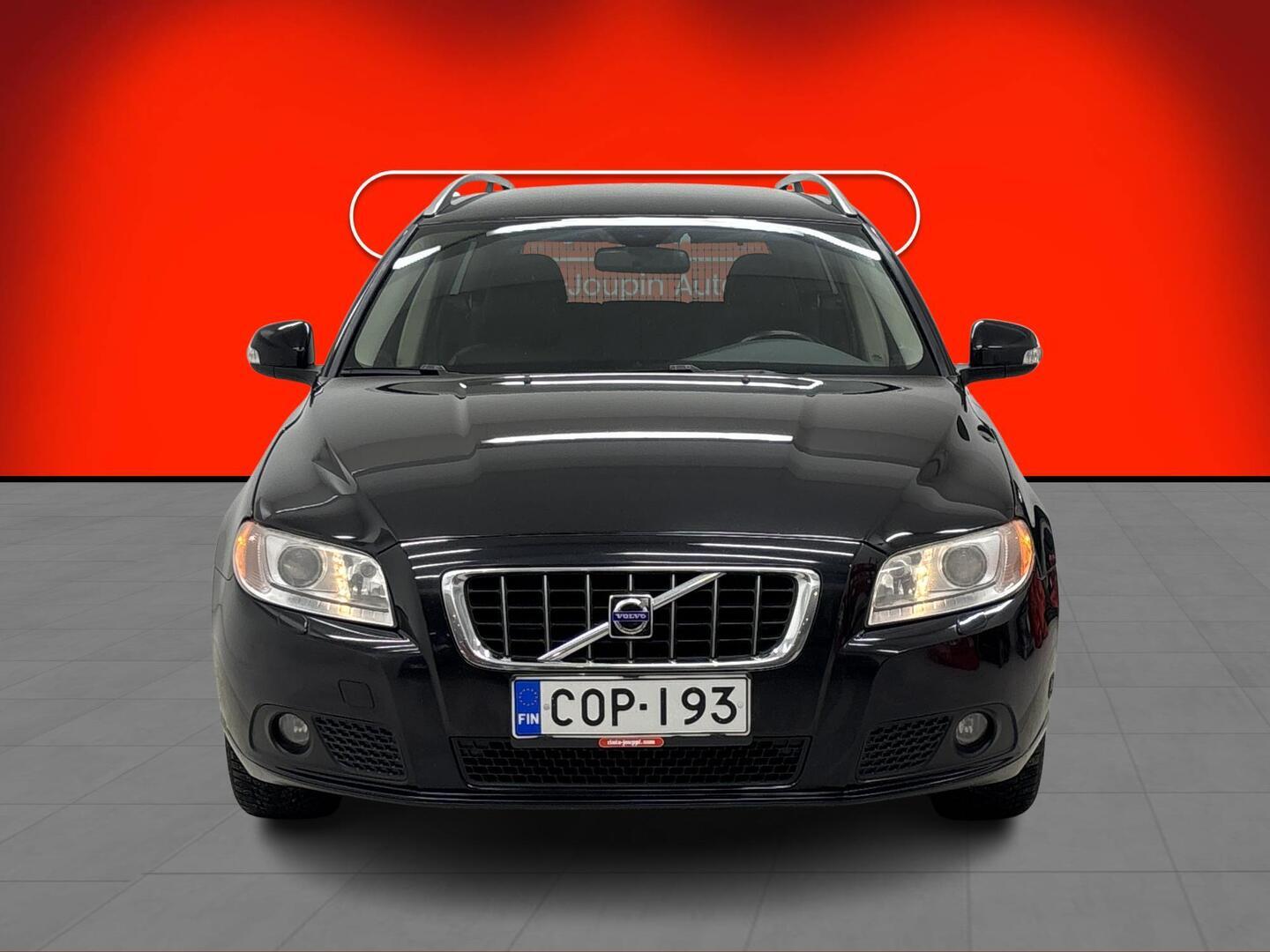 VOLVO V70 2009