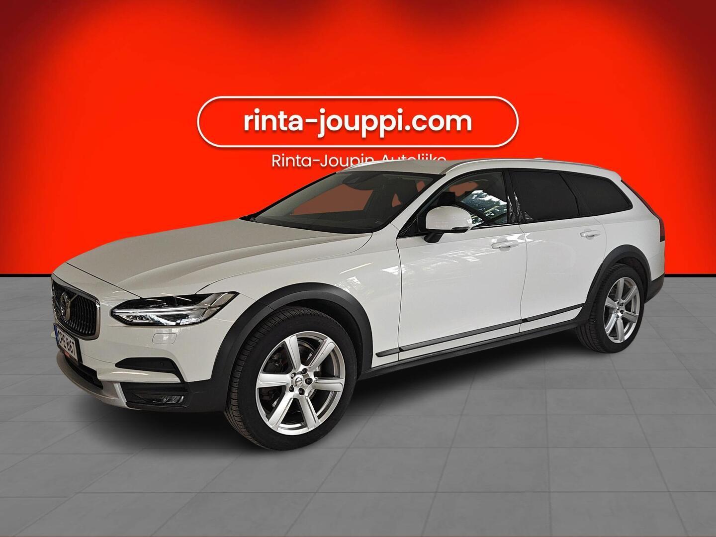 VOLVO V90 Cross Country 2017