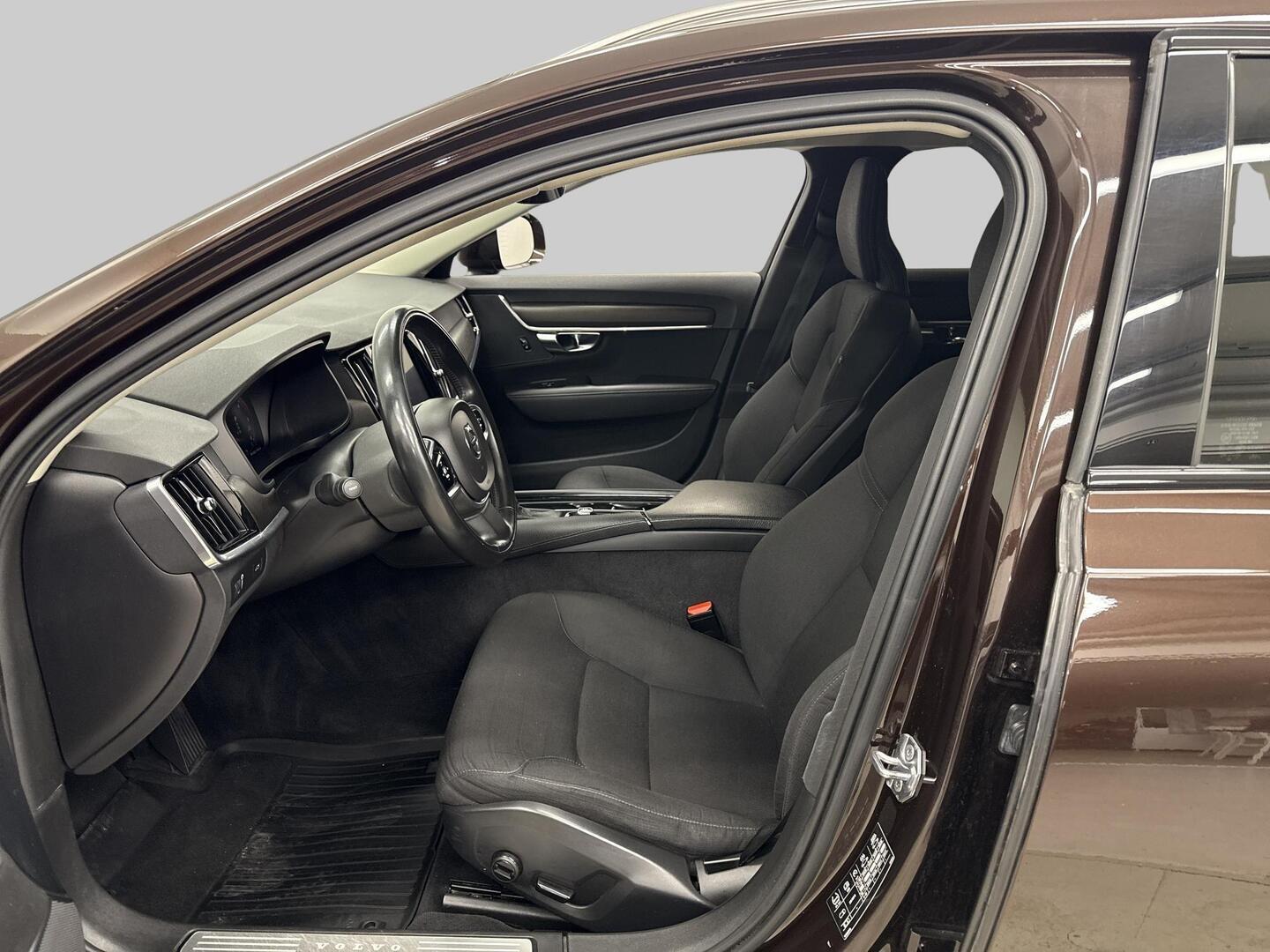 VOLVO V90 Cross Country 2019