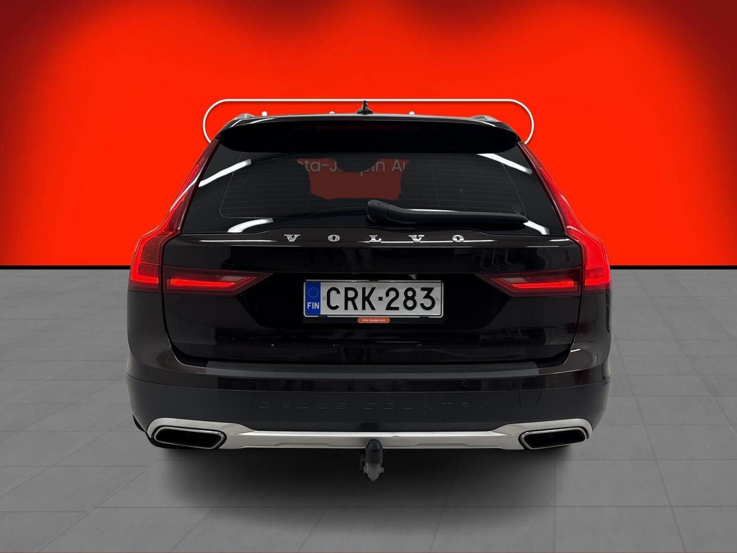 VOLVO V90 Cross Country 2019