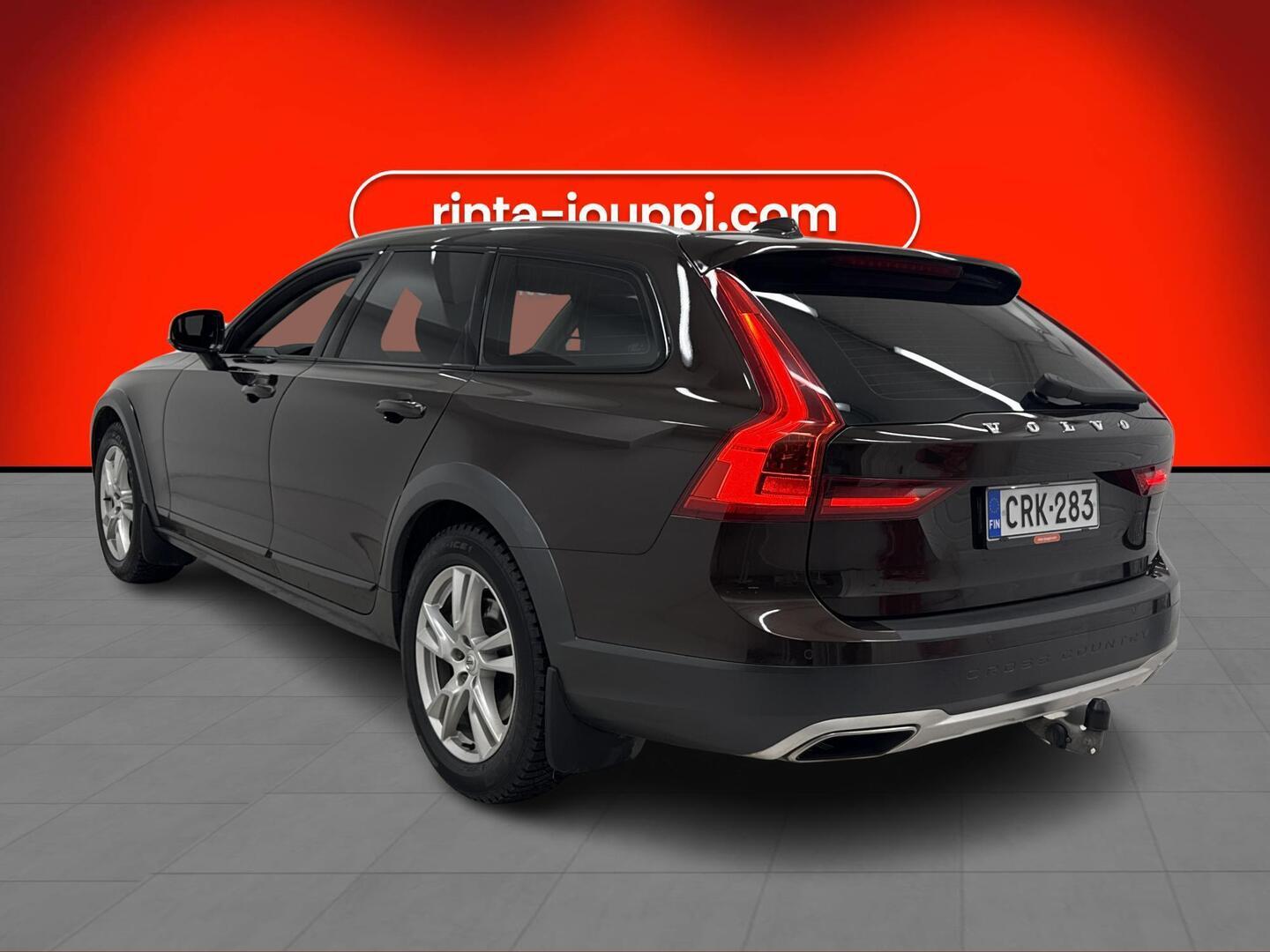 VOLVO V90 Cross Country 2019