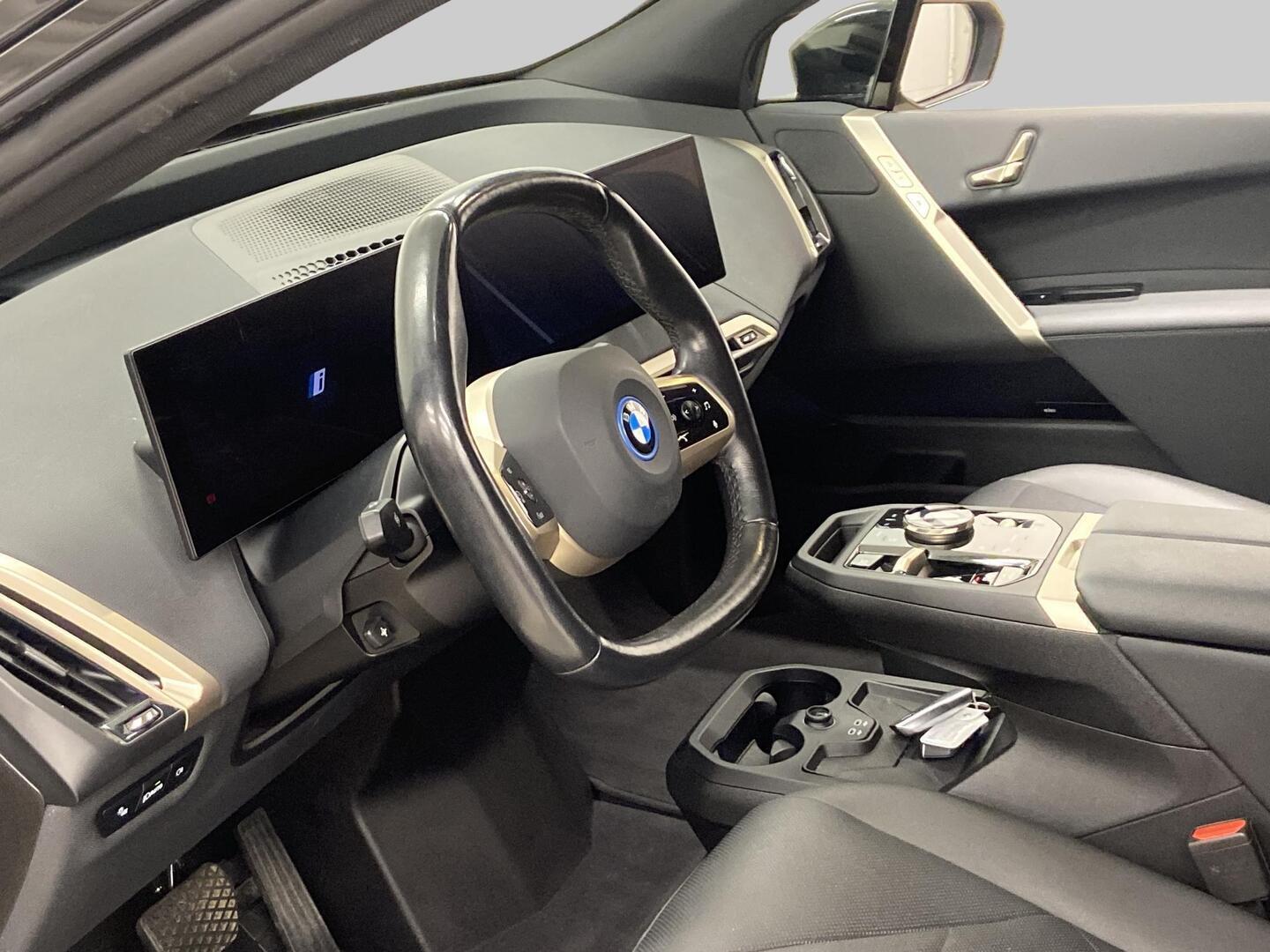 BMW iX 2023