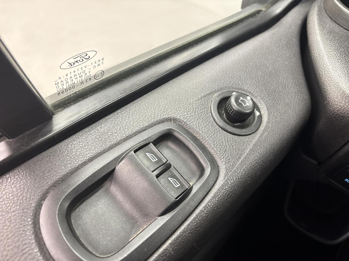 FORD Tourneo 2013