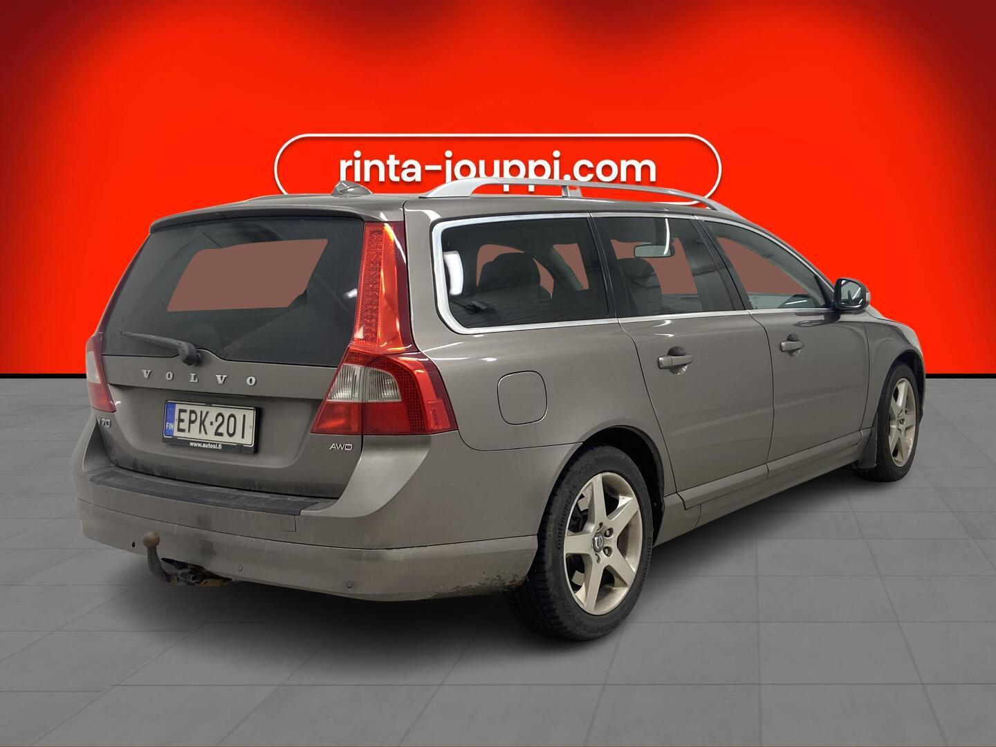 VOLVO V70 2008