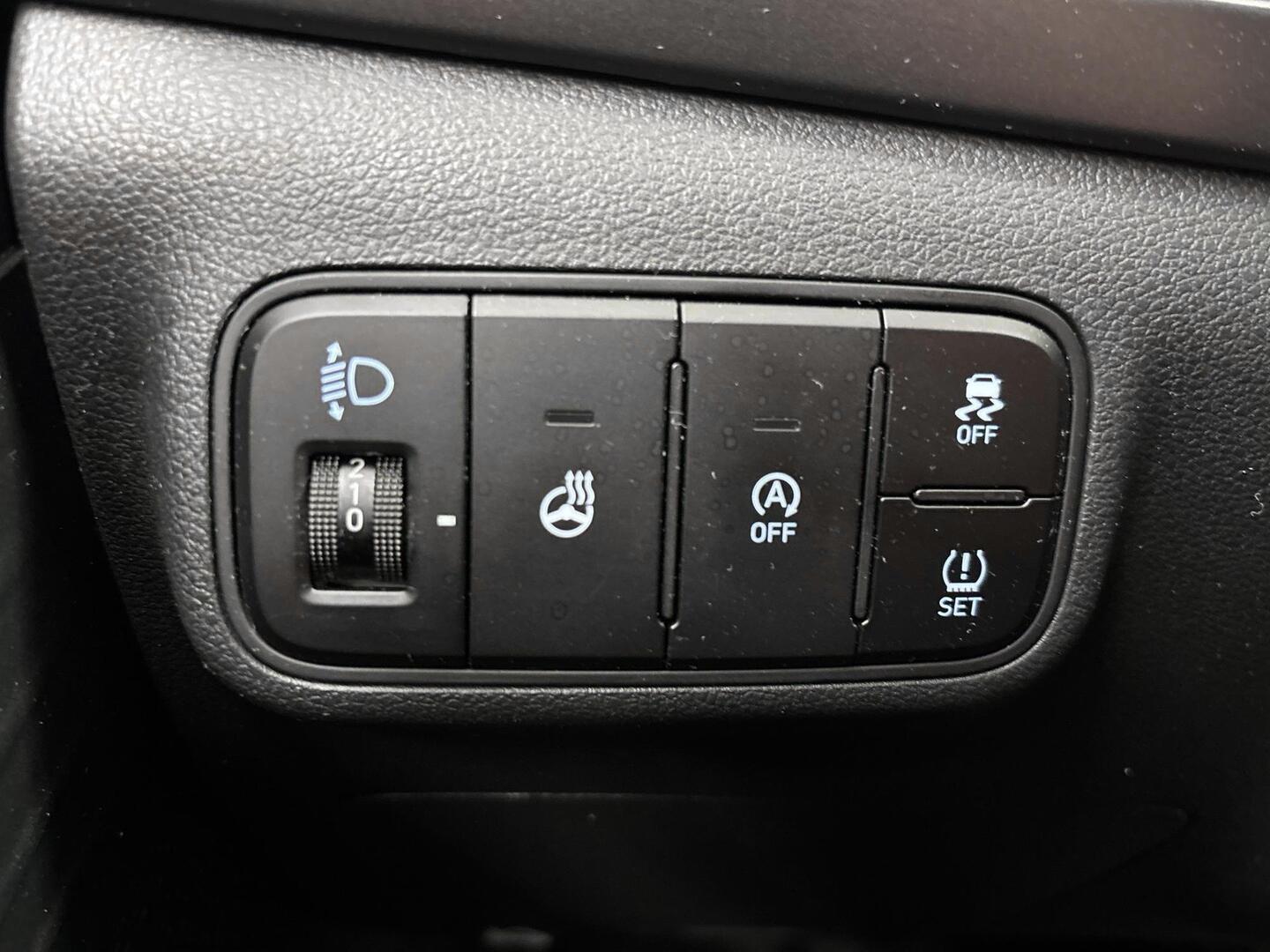 HYUNDAI i20 Hatchback 2021