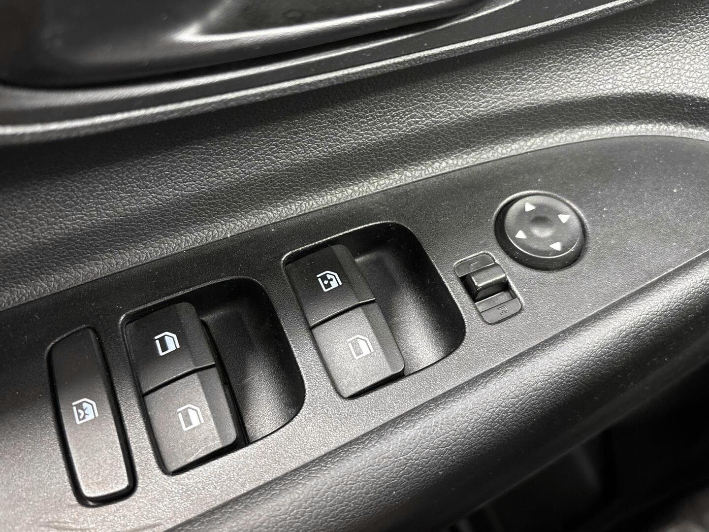 HYUNDAI i20 Hatchback 2021