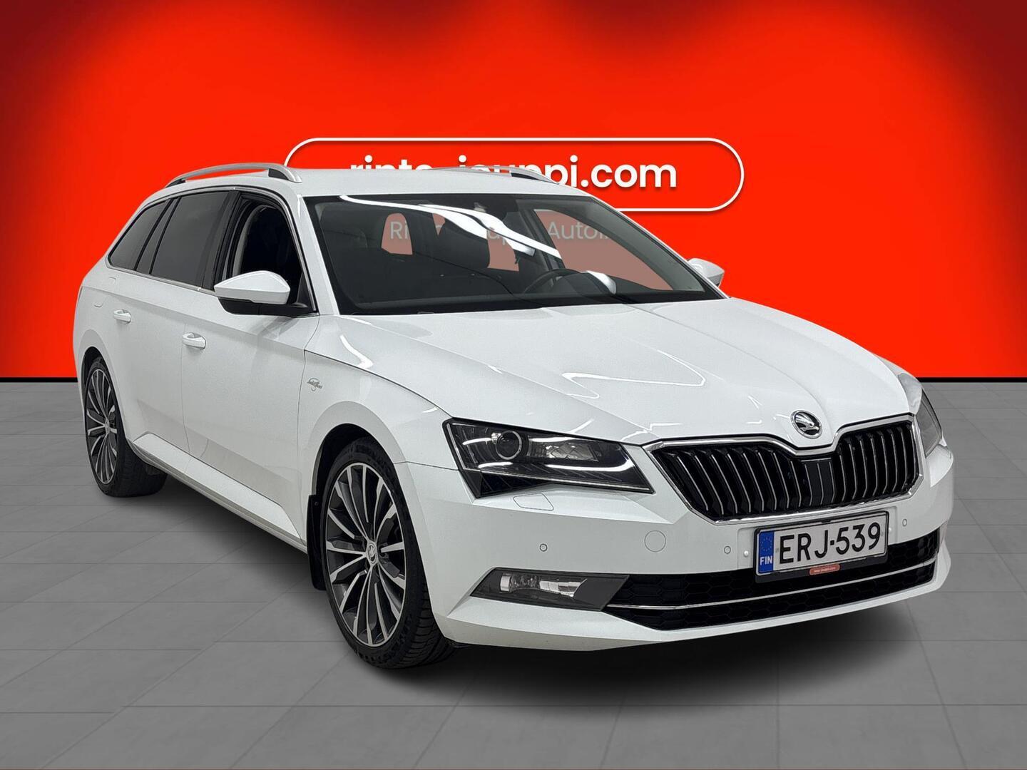 SKODA Superb 2016
