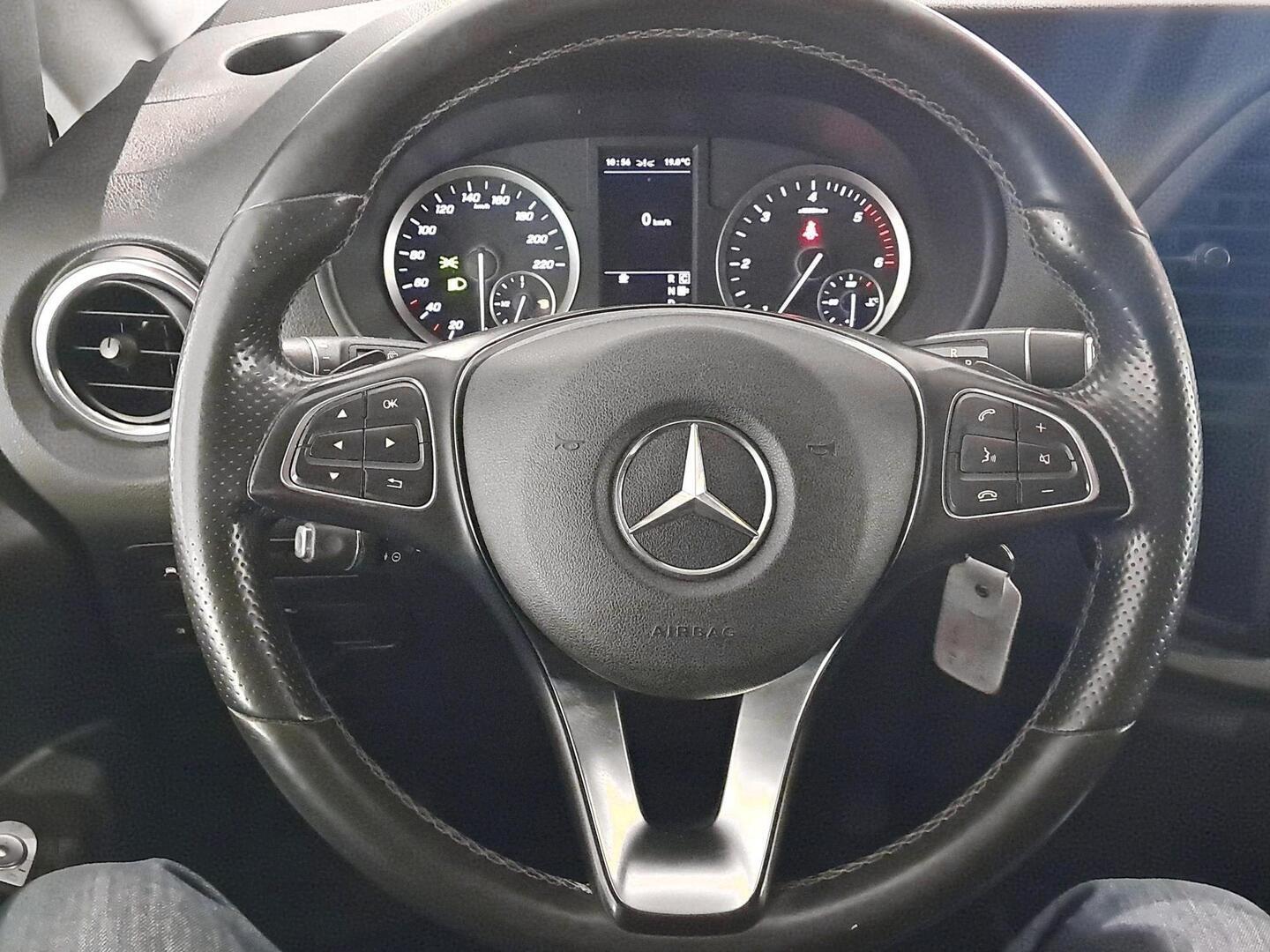 MERCEDES-BENZ Vito 2019