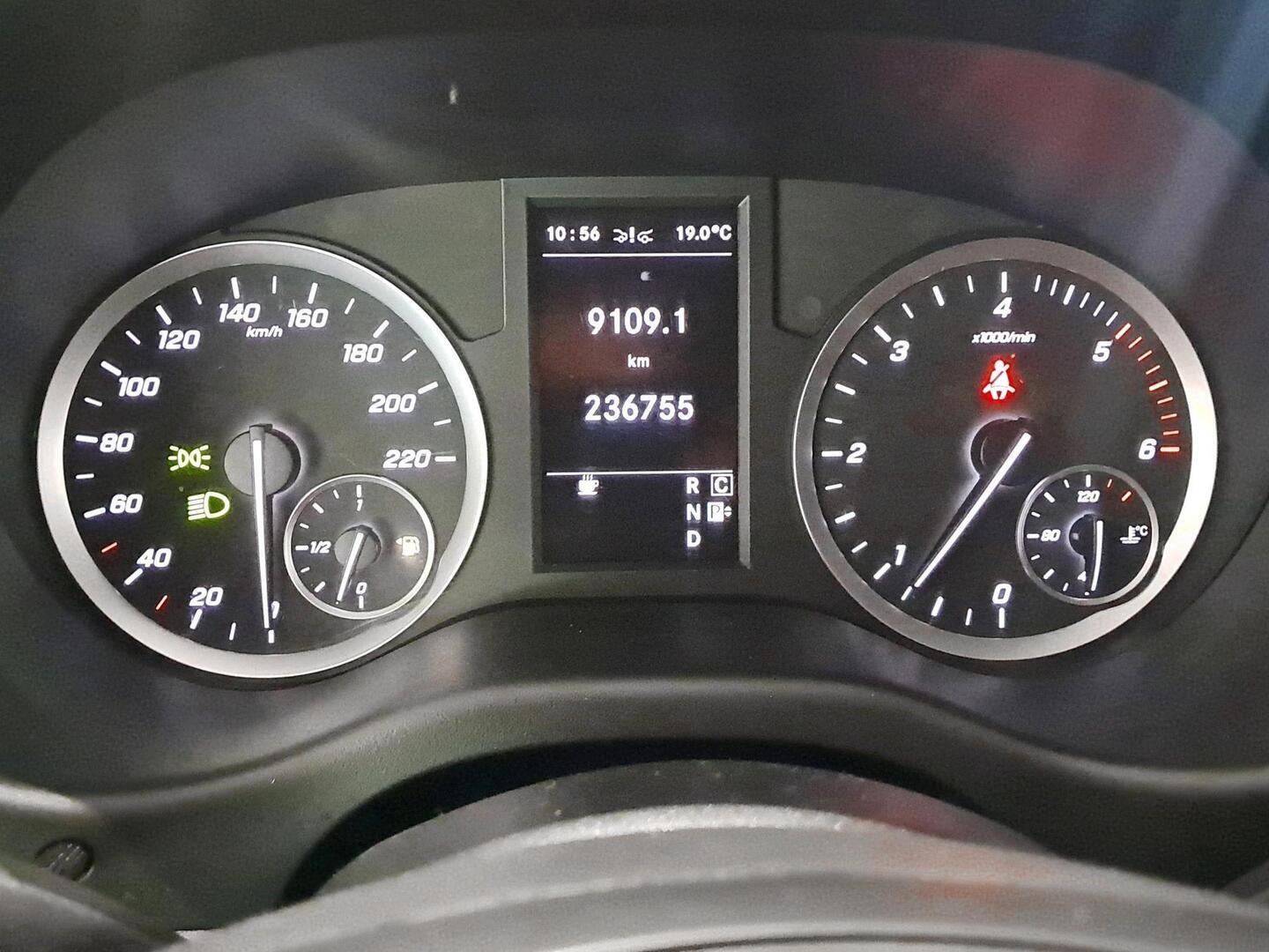 MERCEDES-BENZ Vito 2019