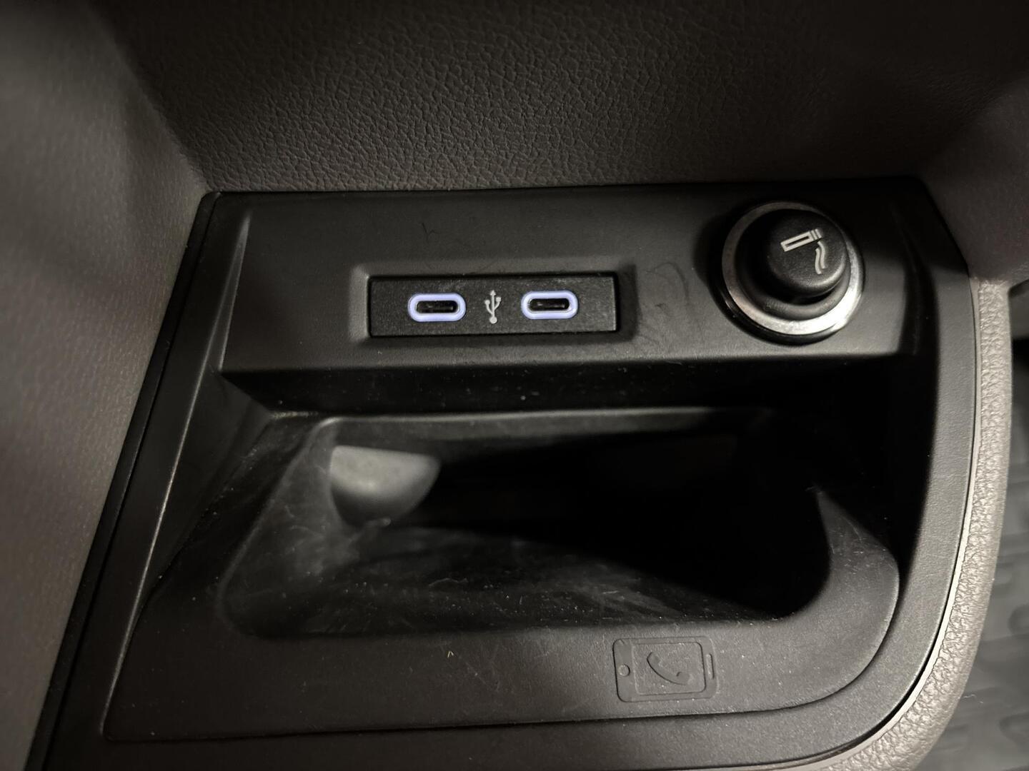 VOLKSWAGEN Transporter 2020