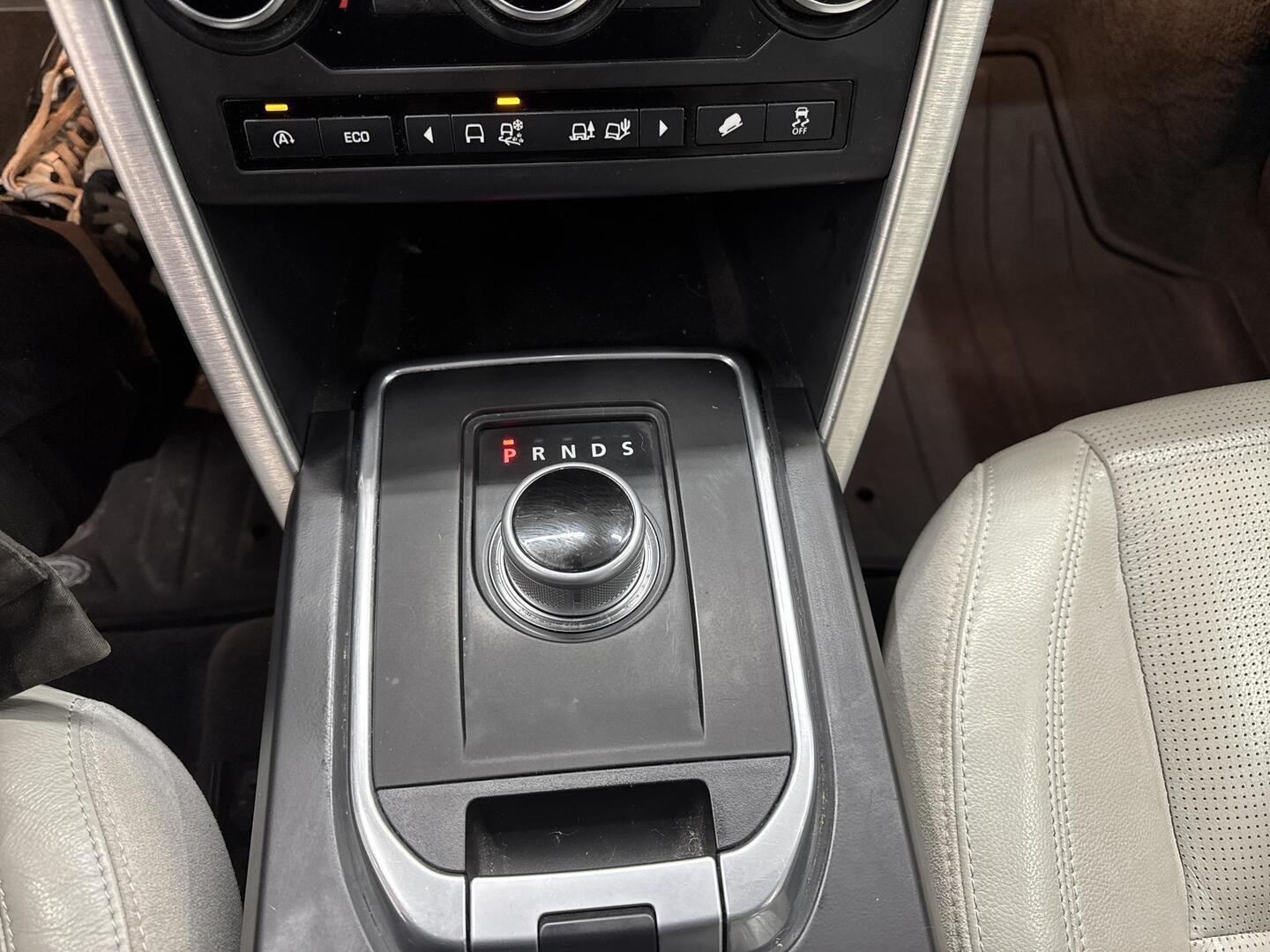LAND ROVER Discovery Sport 2016