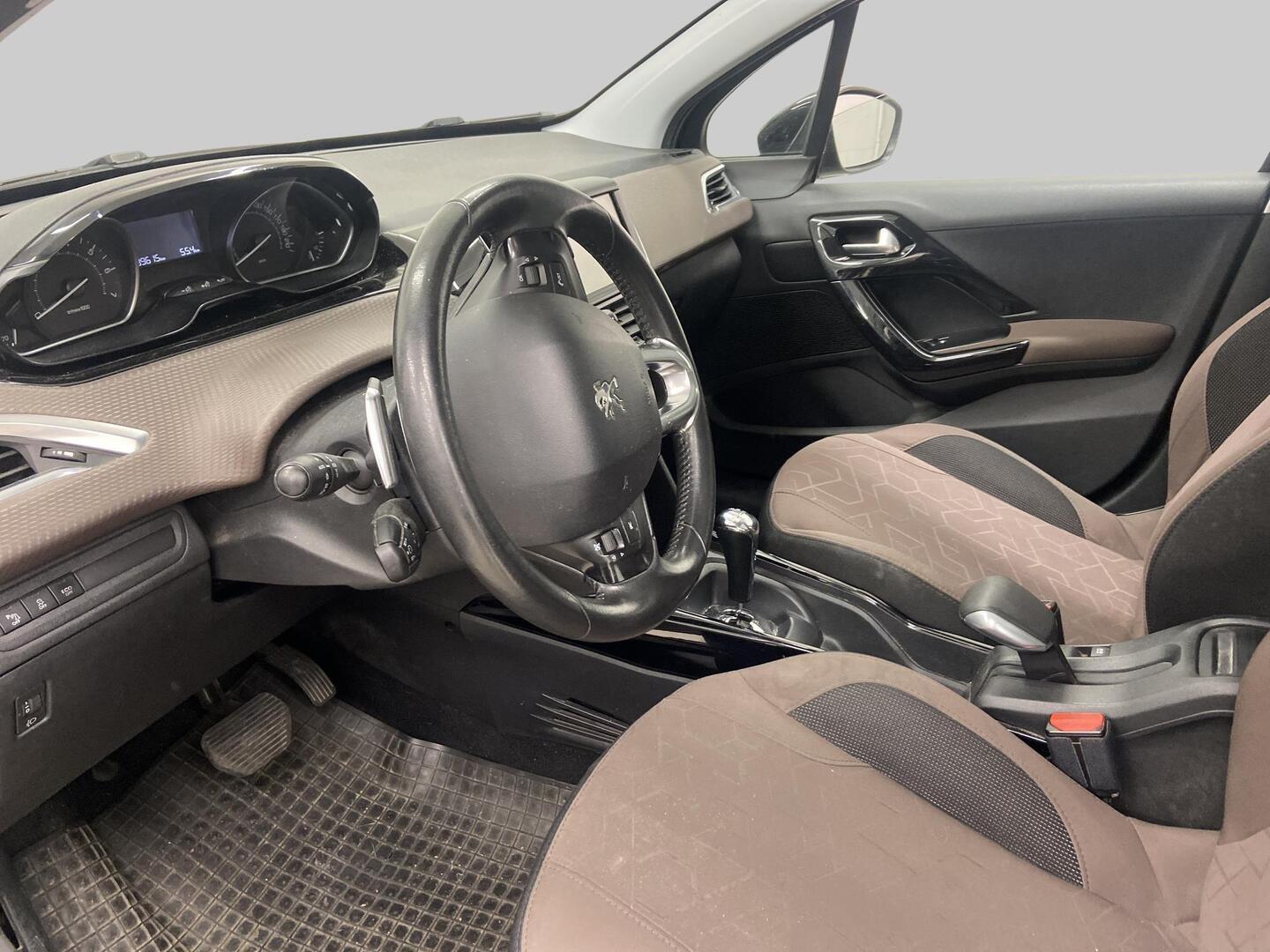 PEUGEOT 2008 2015