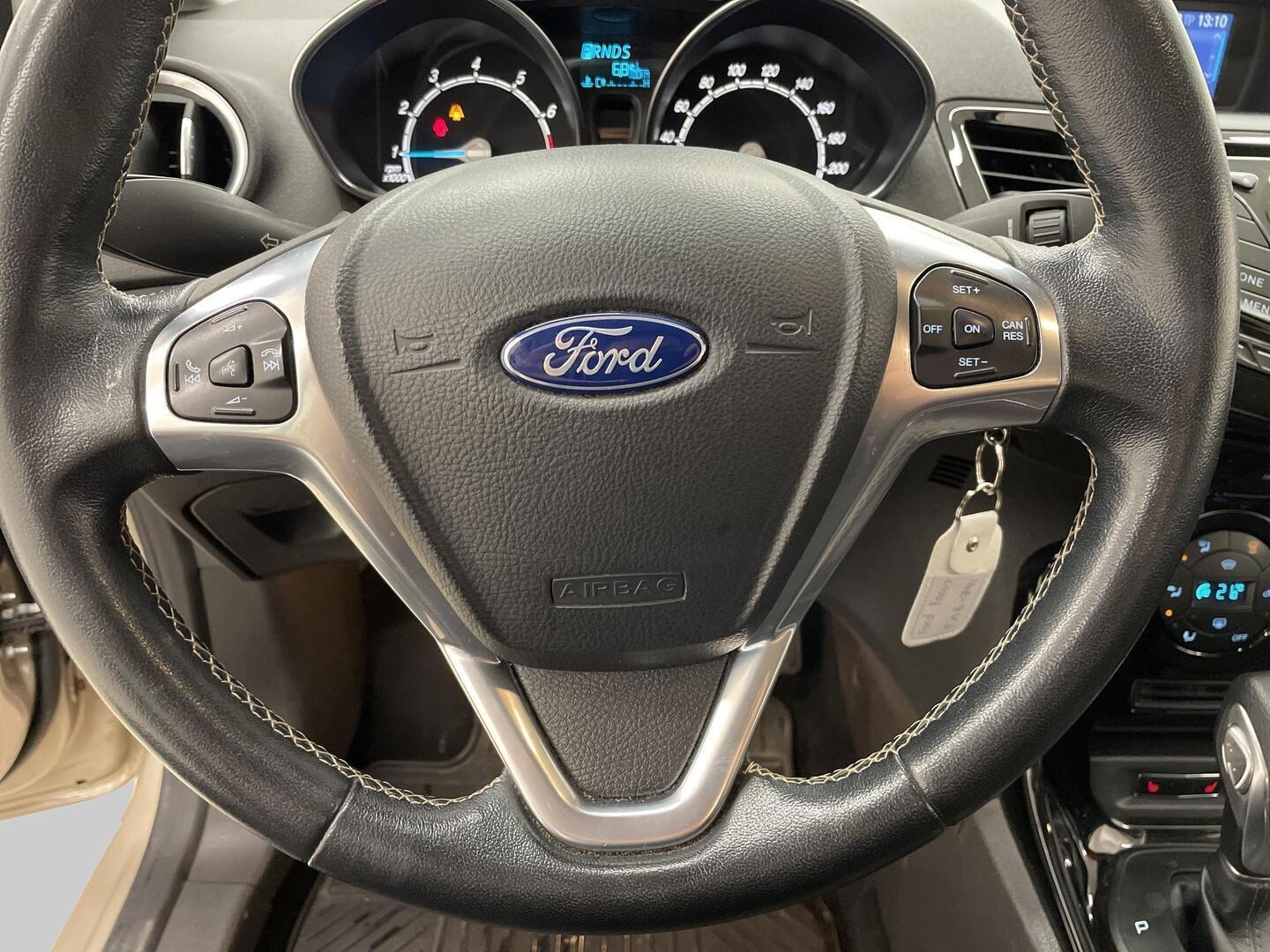 FORD Fiesta 2015