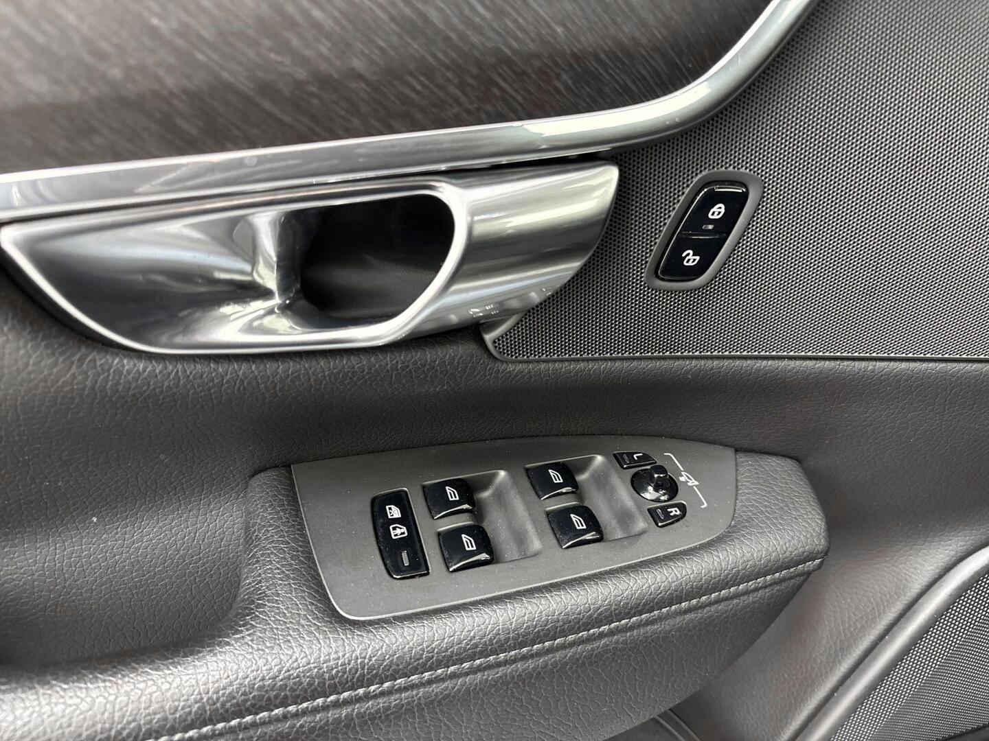 VOLVO V90 Cross Country 2020