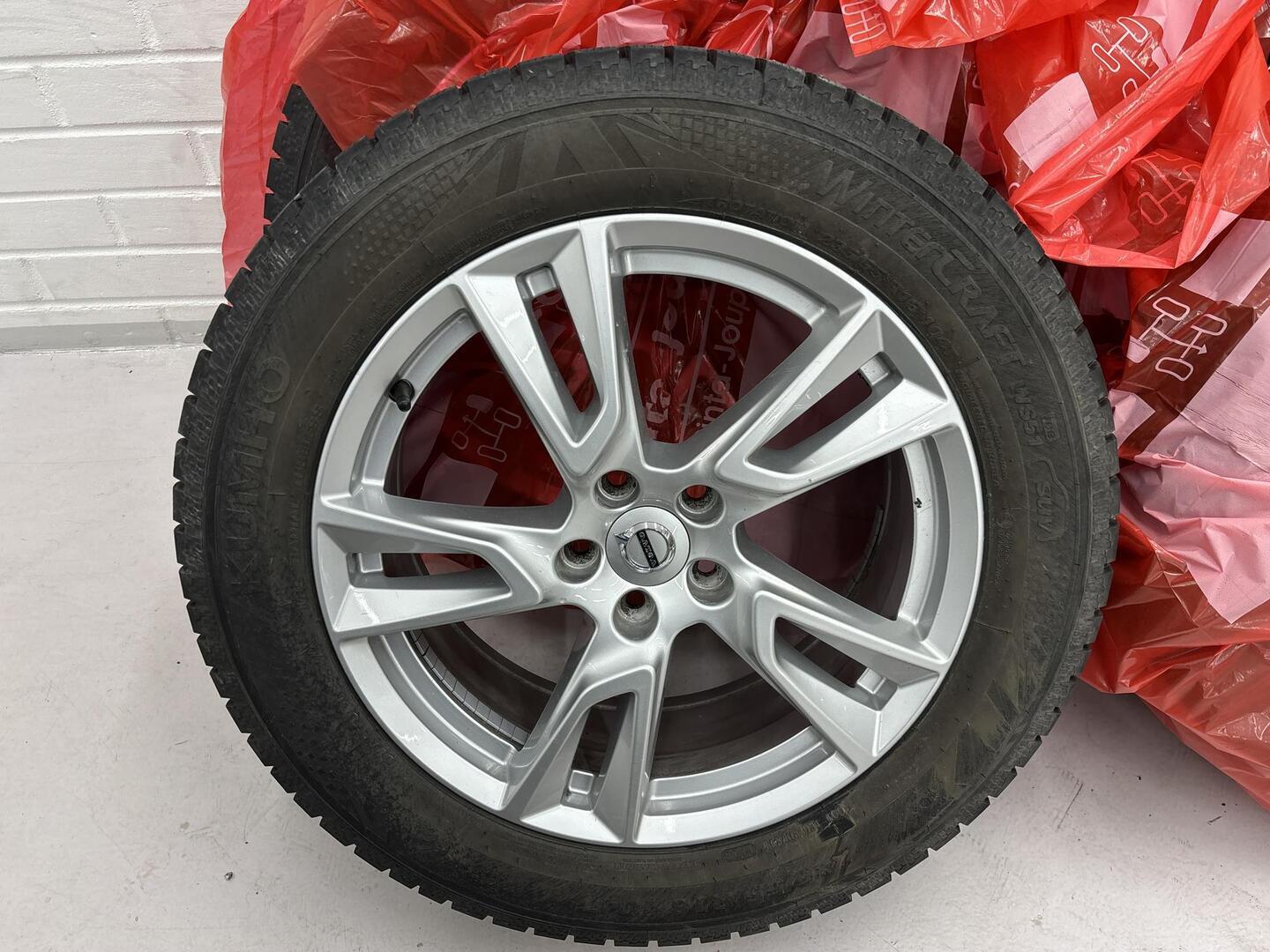 VOLVO V90 Cross Country 2020