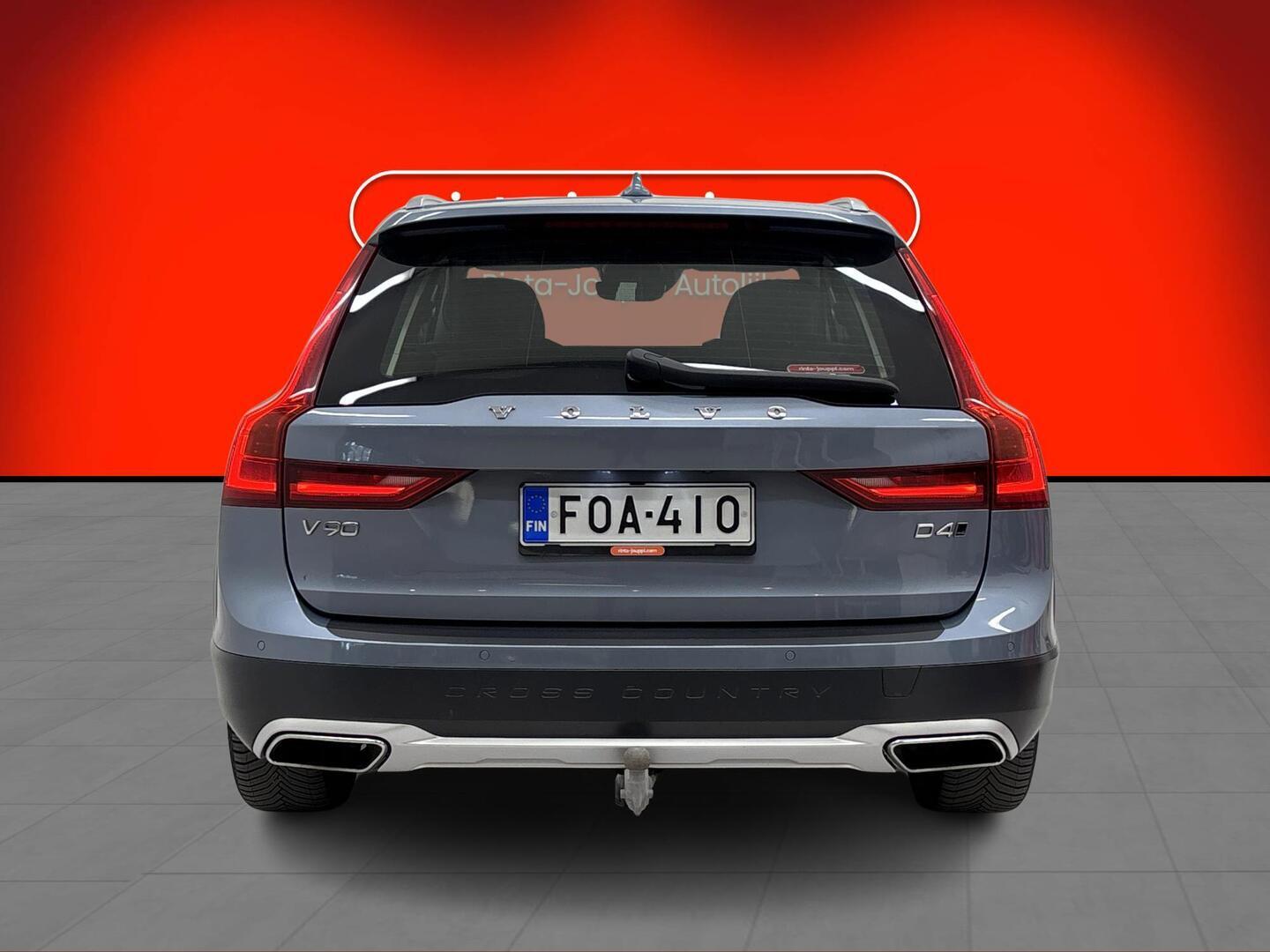 VOLVO V90 Cross Country 2020