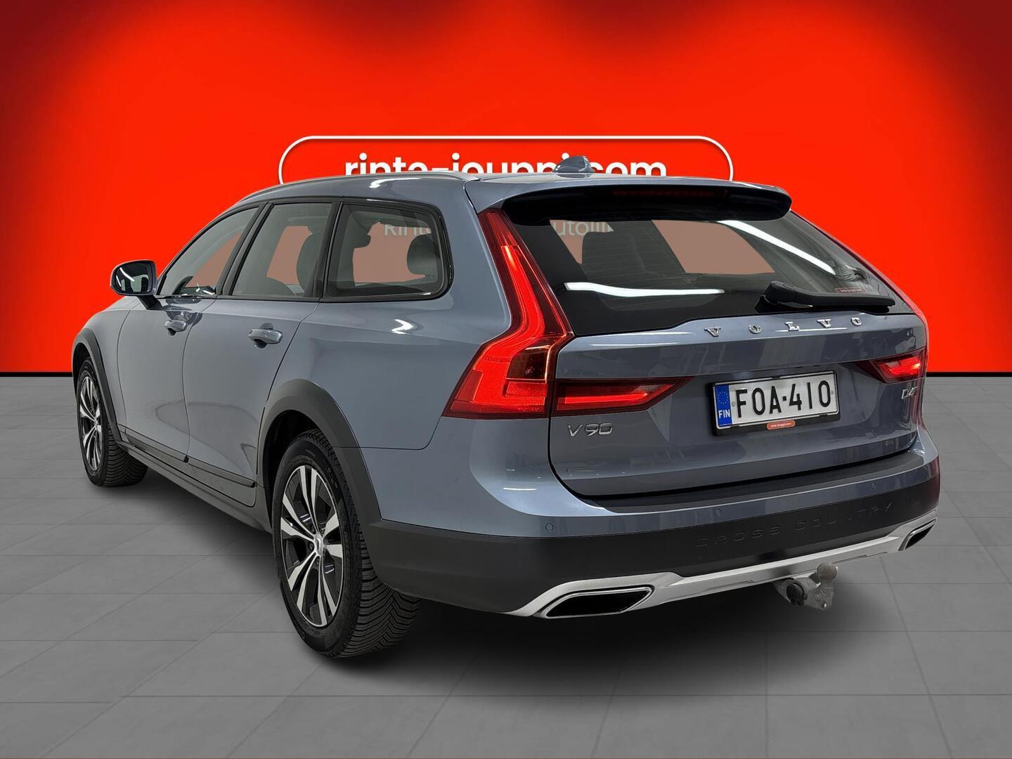 VOLVO V90 Cross Country 2020